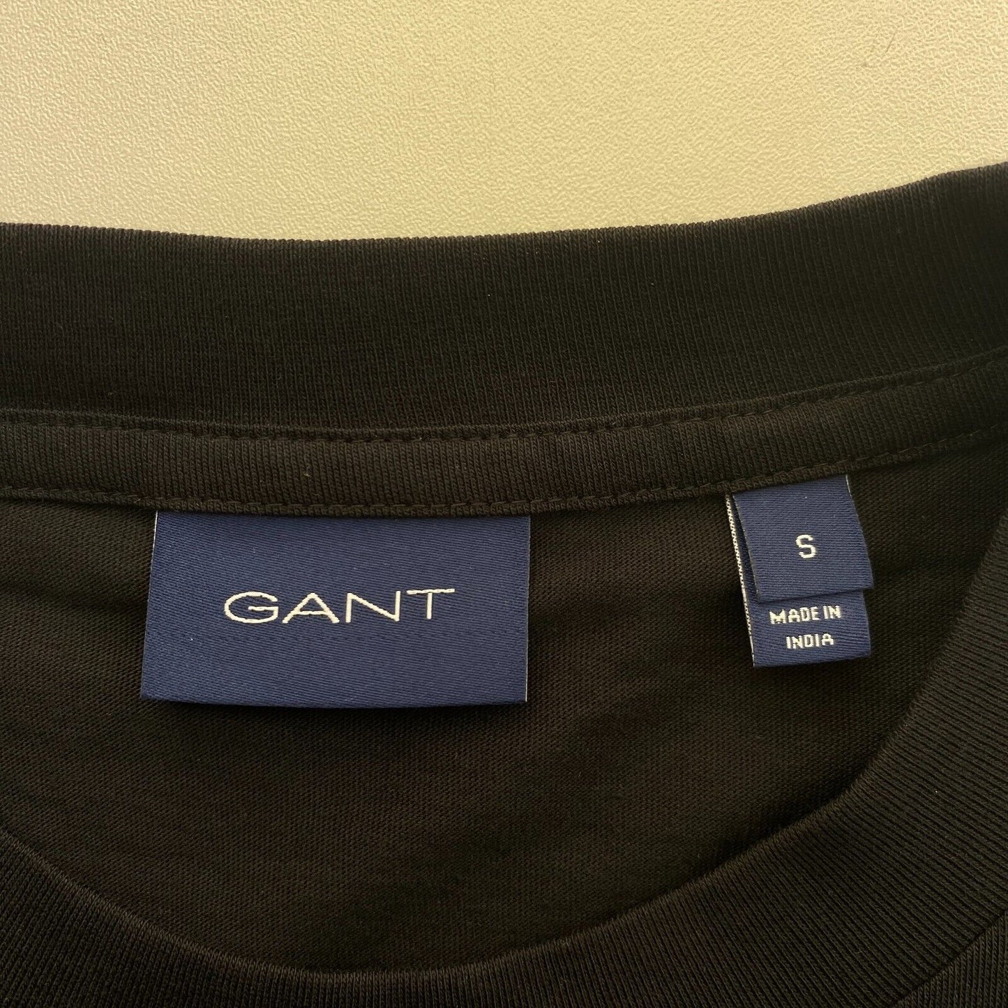 GANT Black Tonal Archive Shield Crew Neck T Shirt Size S