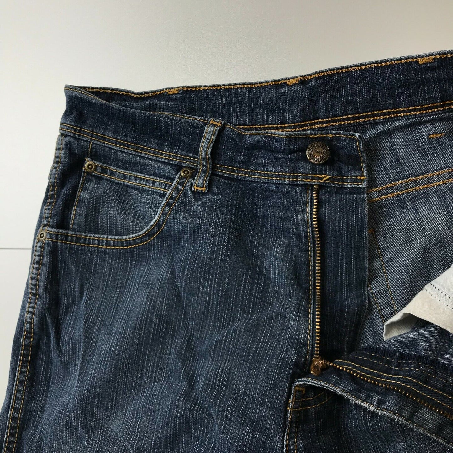 Wrangler Blue Regular Straight Fit Jeans Size W33 L30