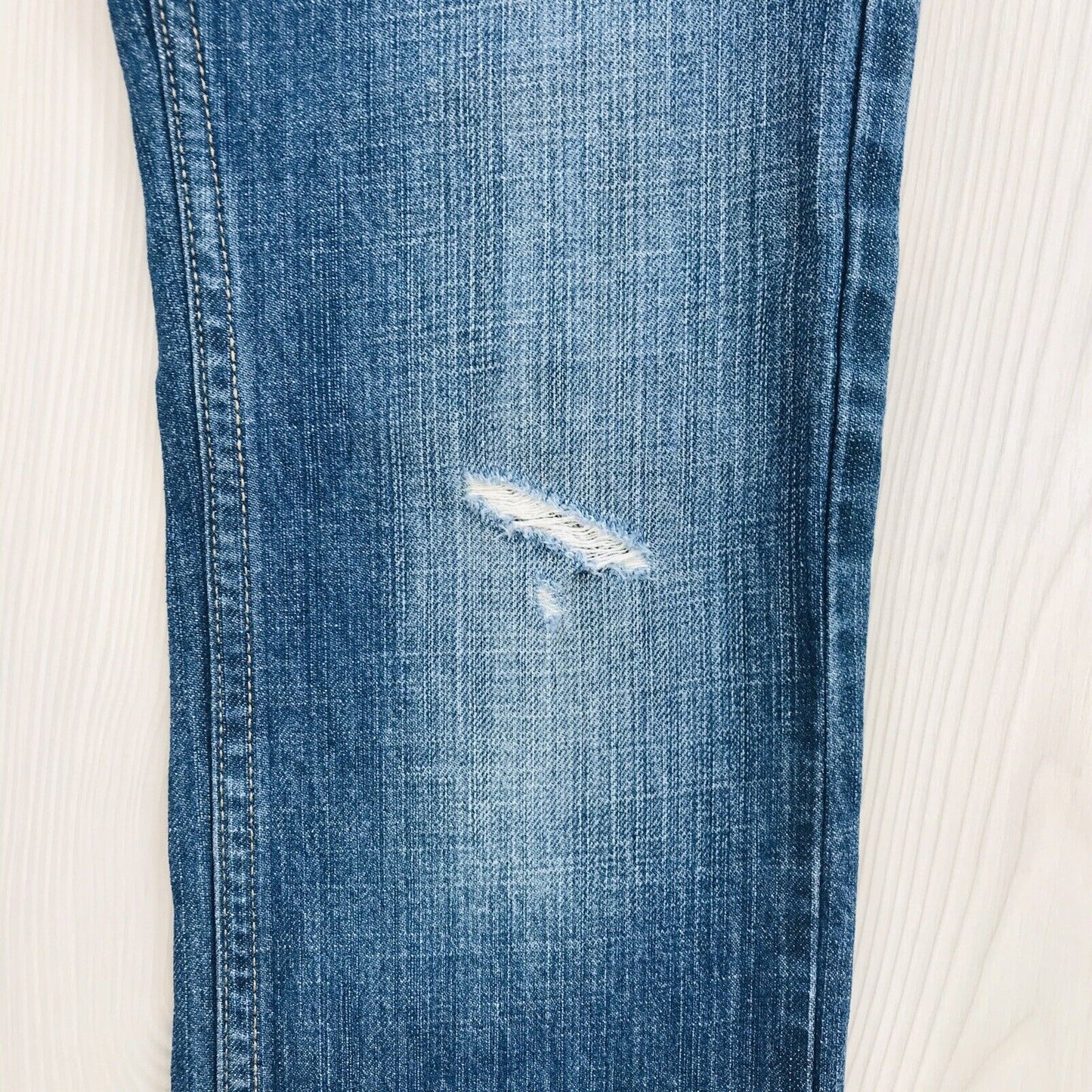 Vintage Levi's 511 Boys Blue Slim Skinny Fit Ripped Jeans 14 Reg / W27 L27