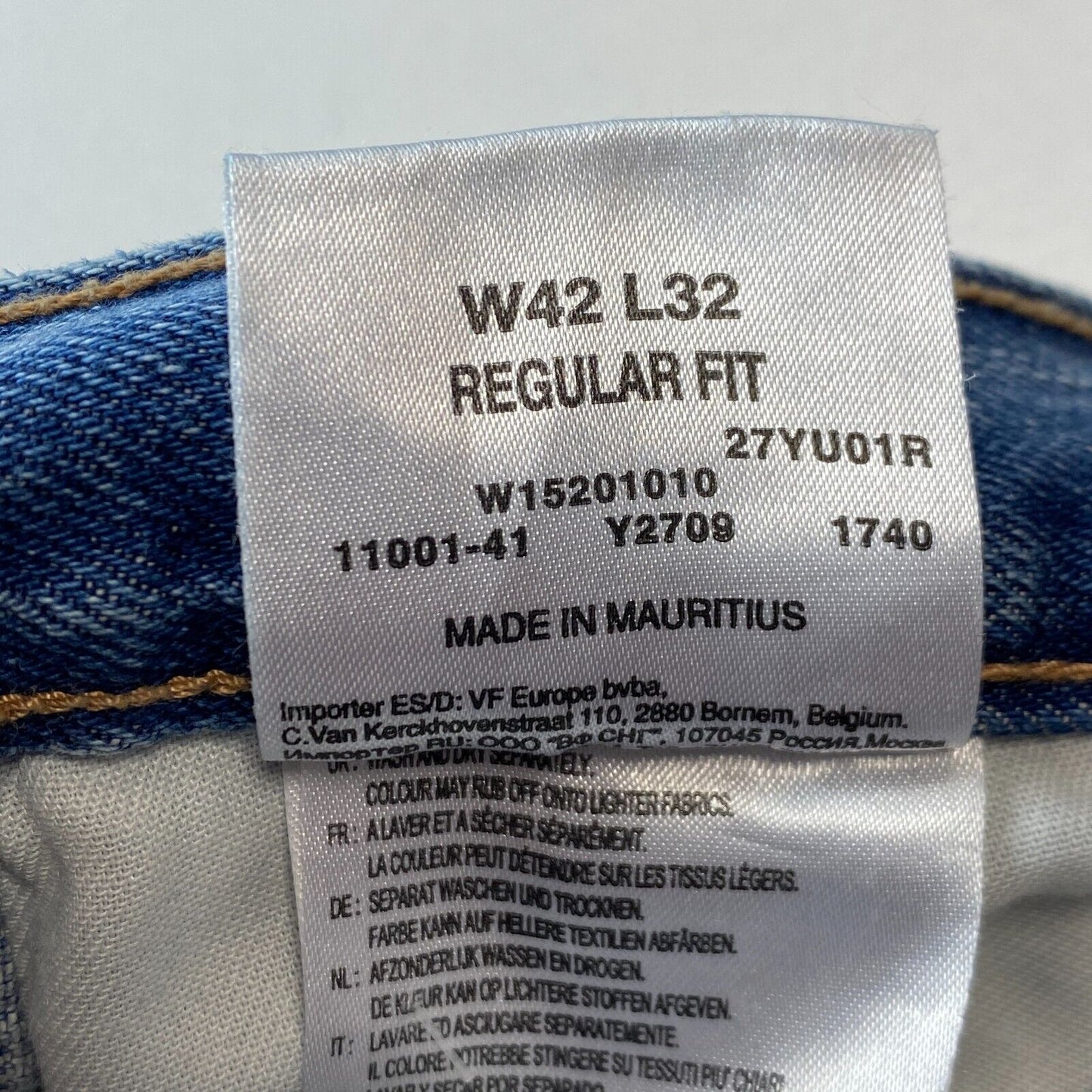 Wrangler Blue Regular Straight Fit Jeans W42 L32