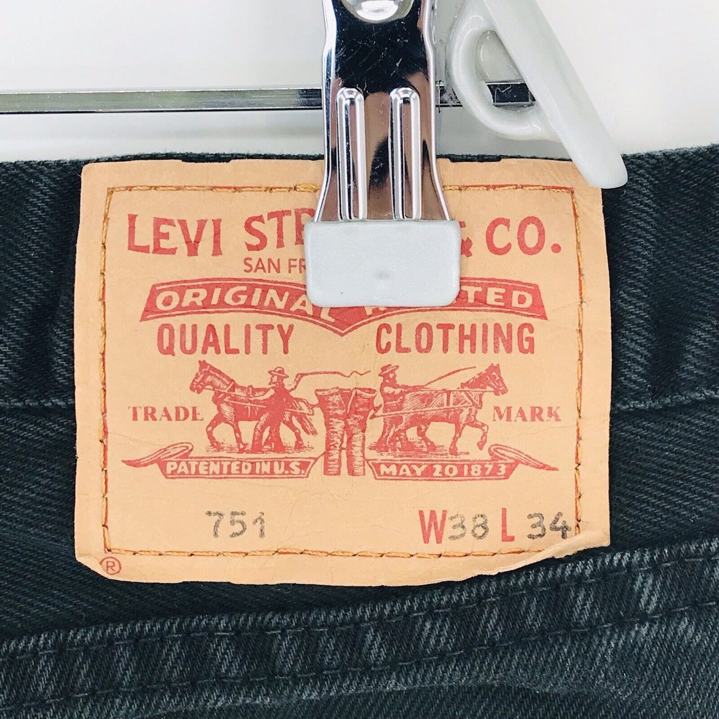 Vintage Levi’s 751 Black Regular Straight Fit Jeans Size W38 L34