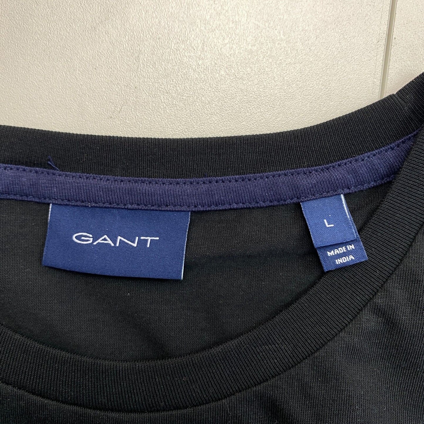 GANT Men Black Archive Shield Crew Neck Short Sleeve T-Shirt Size L