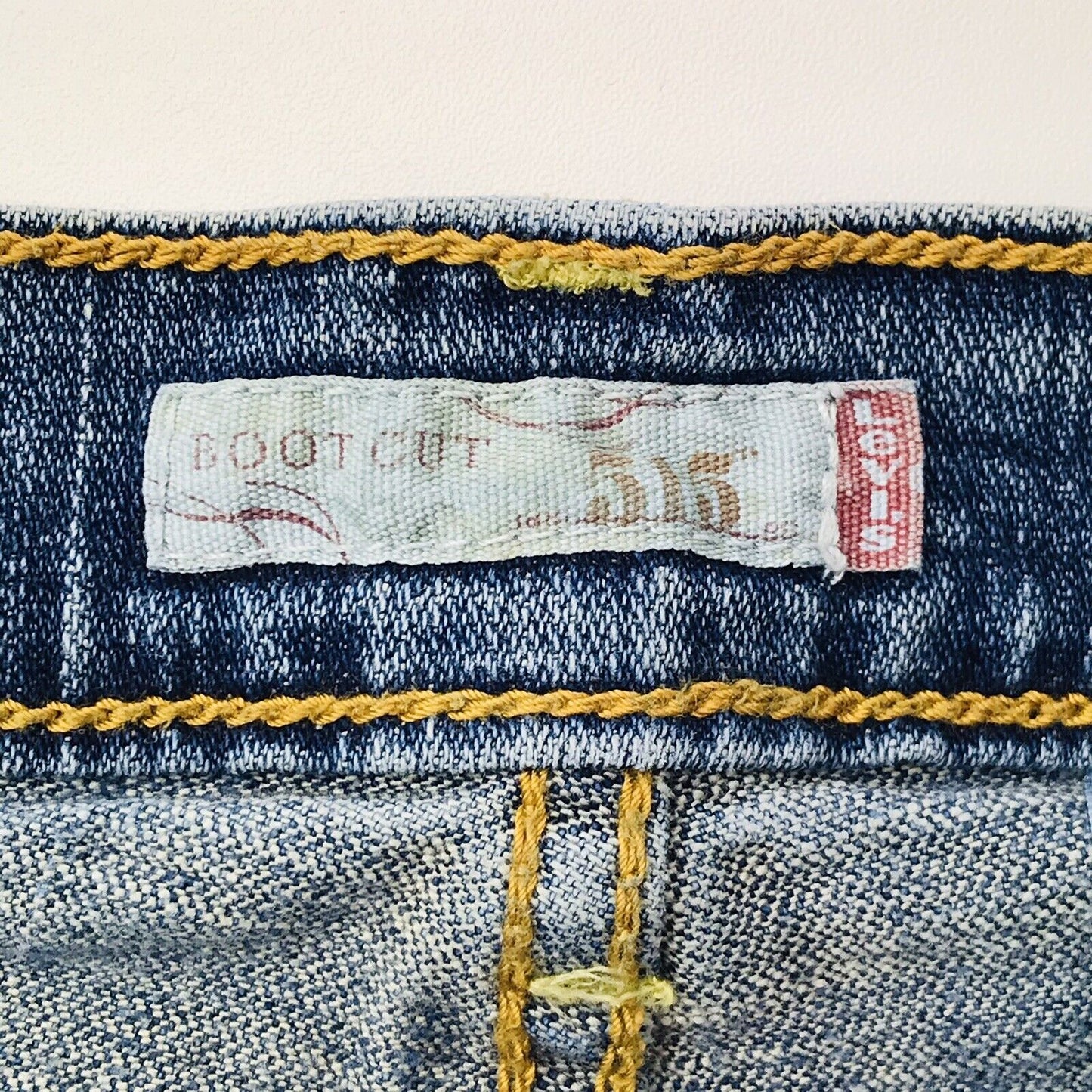 Vintage Levi's 515 Women Blue Regular Bootcut Fit Moms Jeans 6 L / W30 L35