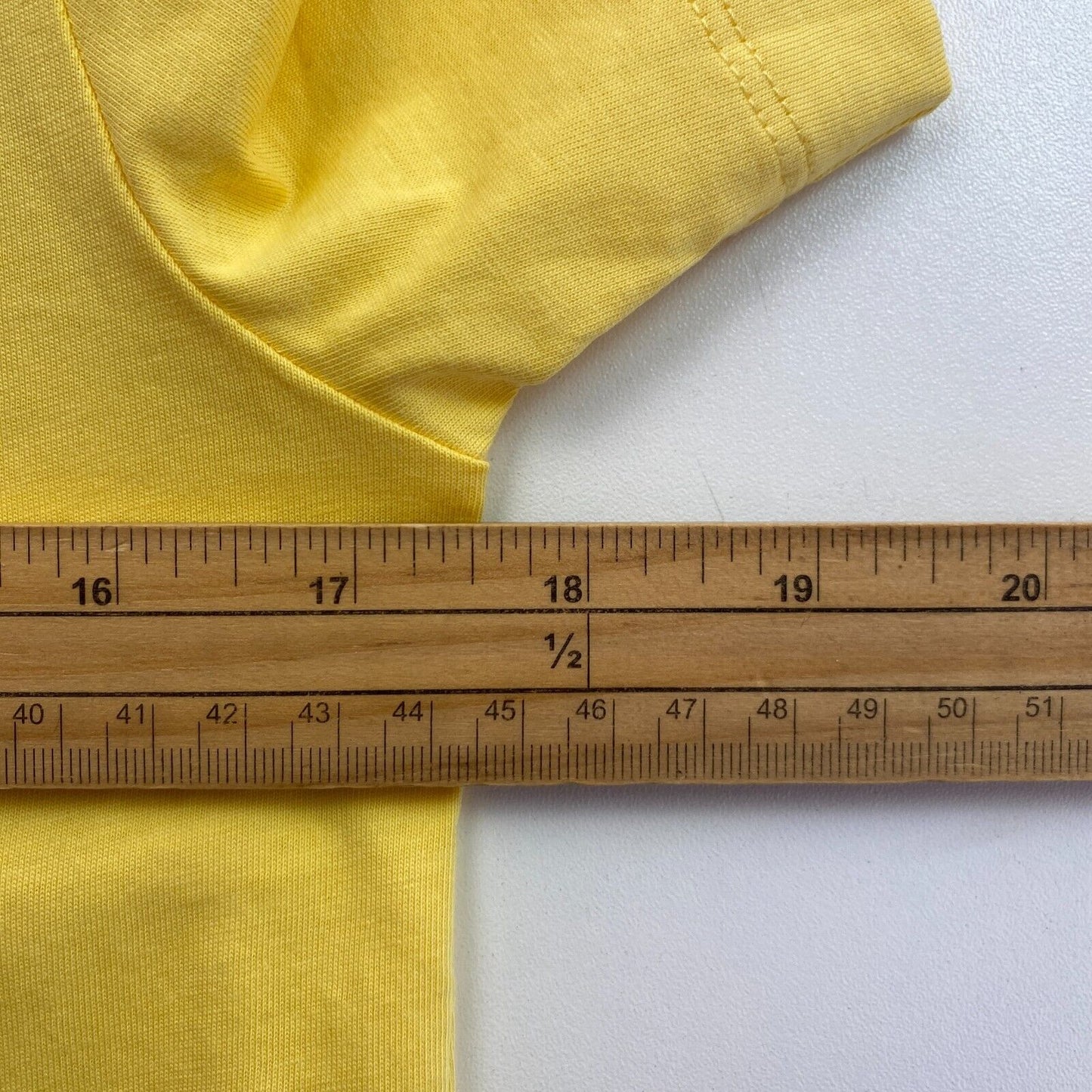 GANT Jungen T-Shirt mit Rundhalsausschnitt, Gelb, Größe 13–14 Jahre, 158/164 cm