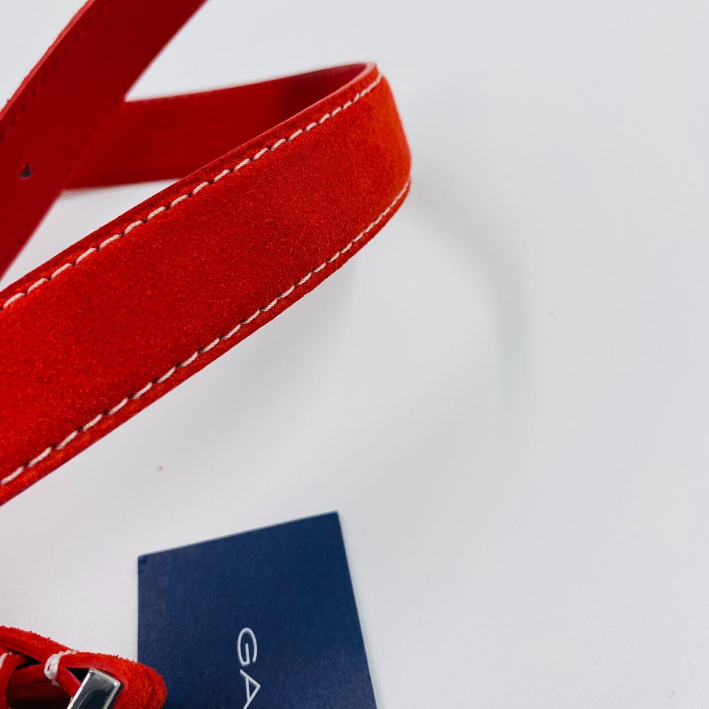 Ceinture GANT Rouge 100% Cuir Daim Taille 75 cm 30 in