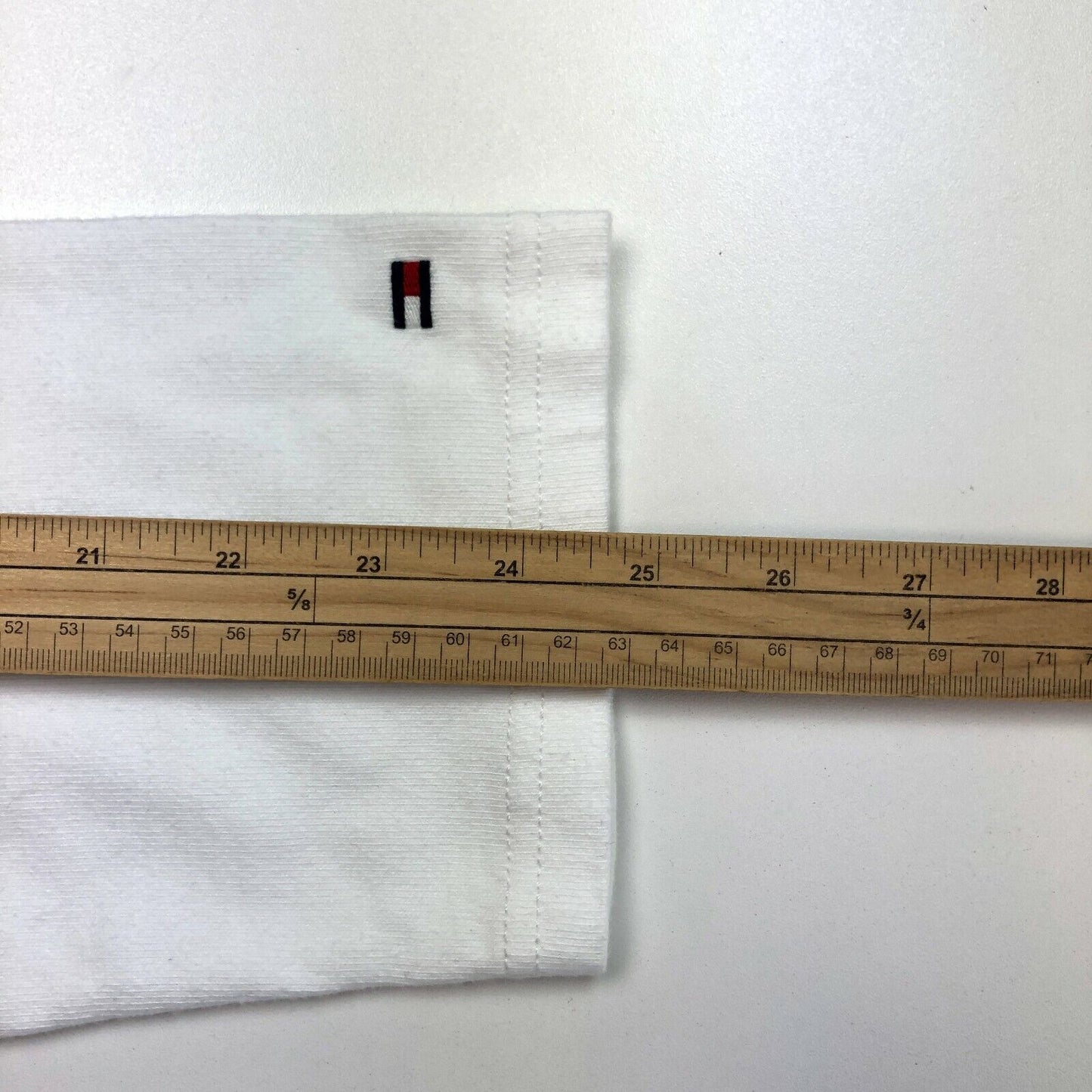 TOMMY HILFIGER Weißer Pullover mit Rundhalsausschnitt, Größe M