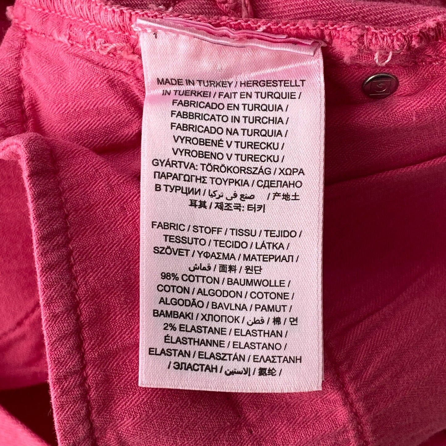 GANT Damen Jeansshorts in regulärer Passform, Rosa, Größe W28