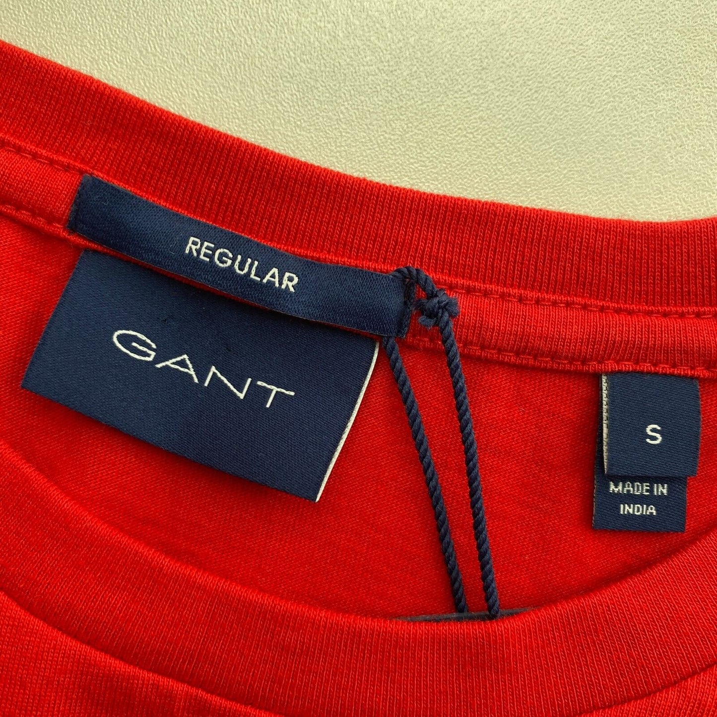 GANT T-shirt à col rond coupe régulière rouge original taille S