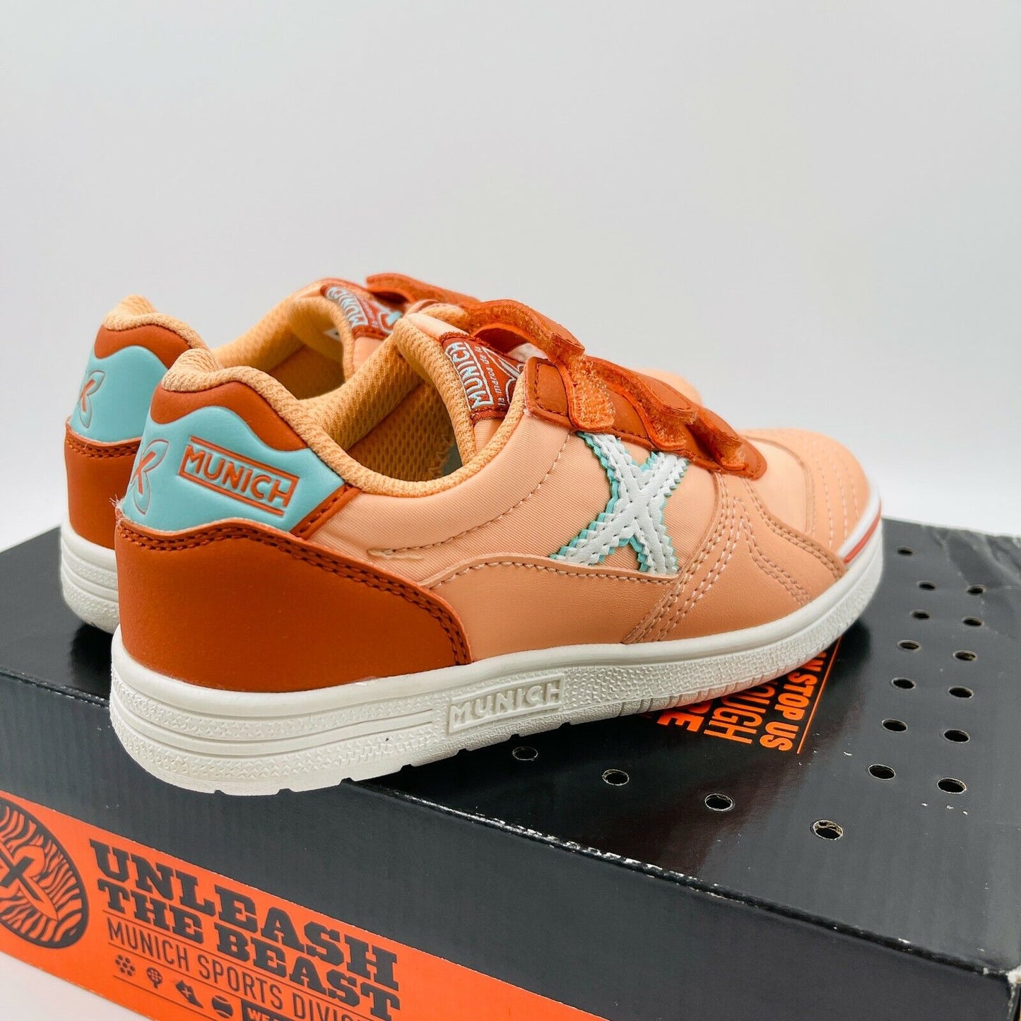 Munich Light Orange Girls Leather Sneakers Trainers Size EUR 29 UK 11 US 11.5