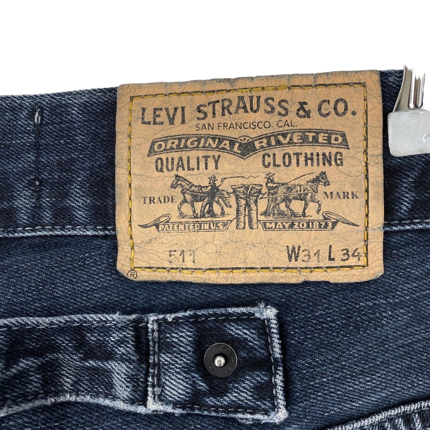 Levi's BLACK IS BACK 511 Slim Fit Distressed-Jeans in Dunkelgrau, W31 L34