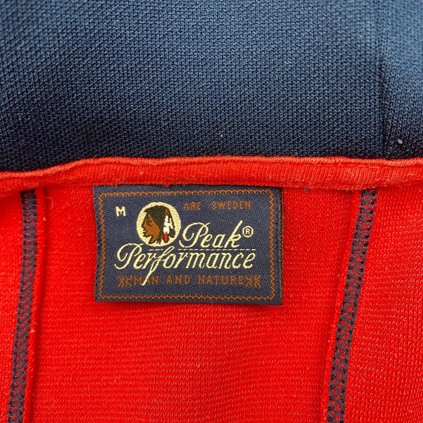 Peak Performance Red Hooded Jacket Size M