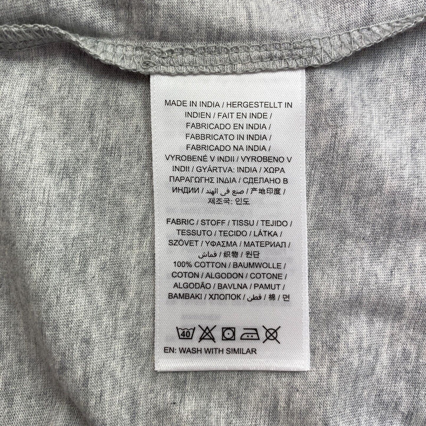 GANT Graues Original T-Shirt mit V-Ausschnitt, Größe S