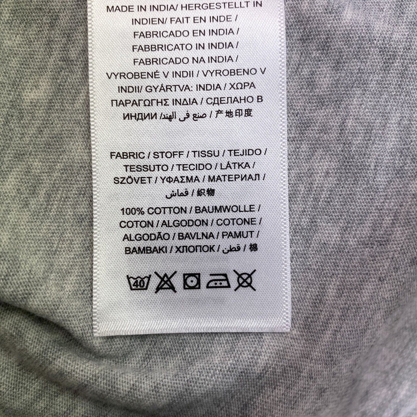 GANT Graues Original V-Ausschnitt SS T-Shirt Größe S