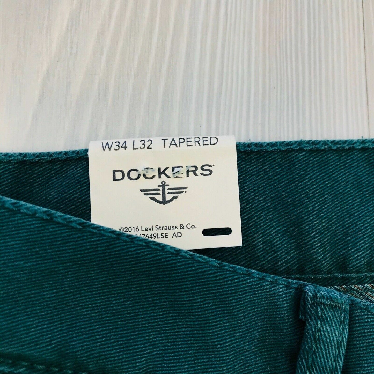 DOCKERS The Broken In Slim Fit Tapered Khaki Grüne Hose W29 W34 L32