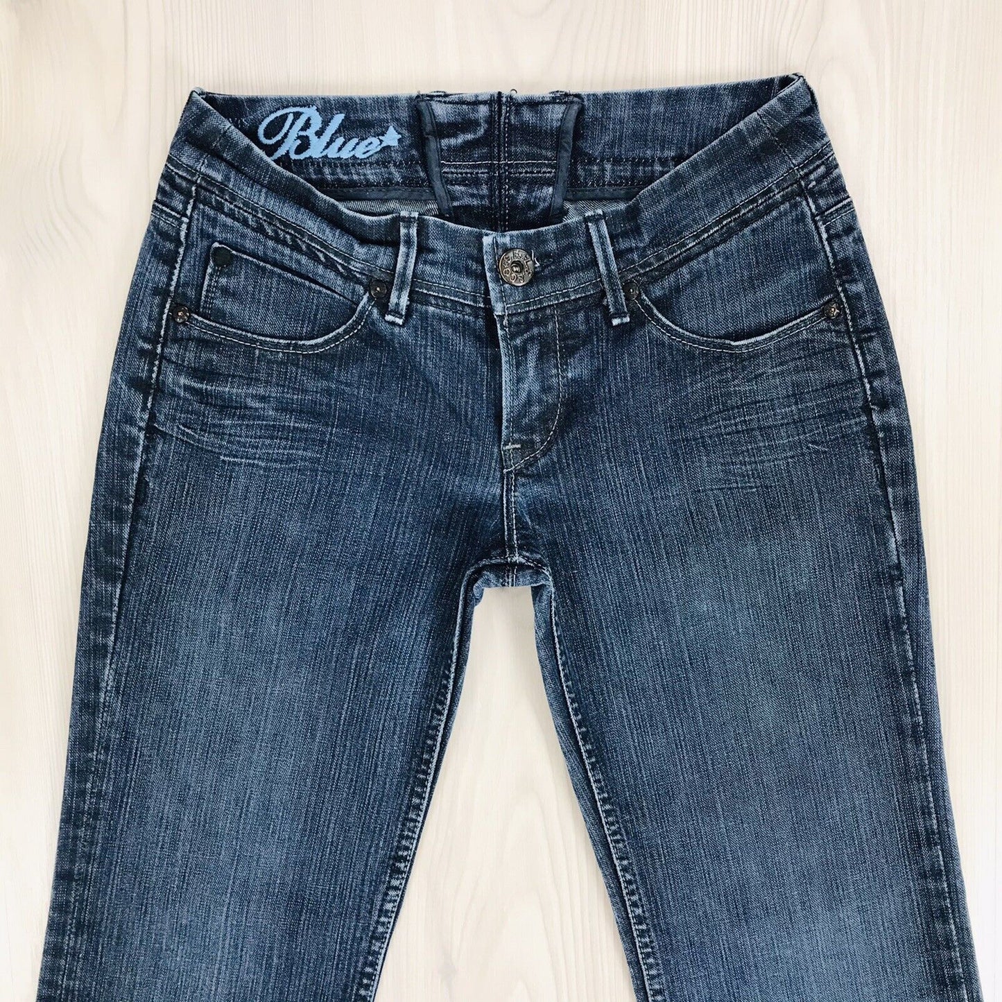 Vintage Levi's Women Blue Stretch Relaxed Straight Fit Moms Jeans Size W26 L30