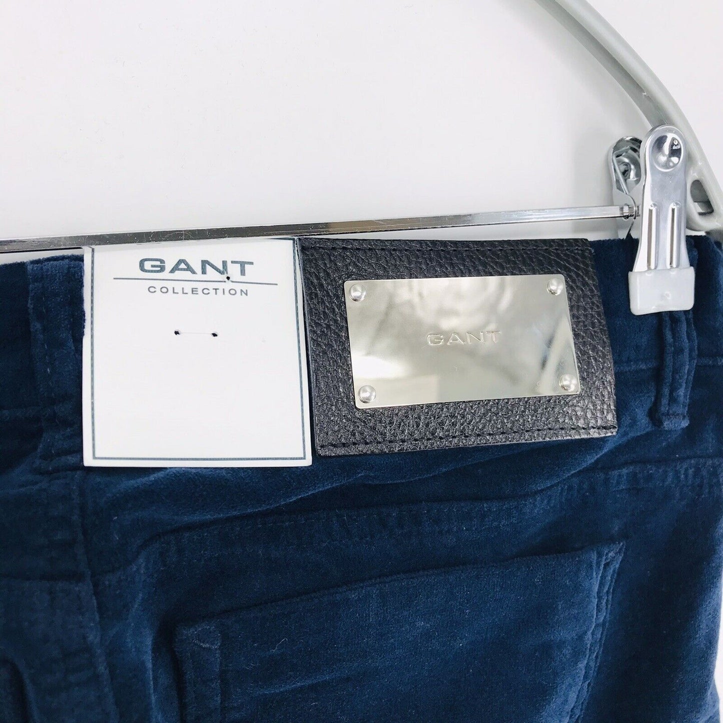 GANT Damen Dunkelblau Regular Bootcut Fit Samthose Hose W29