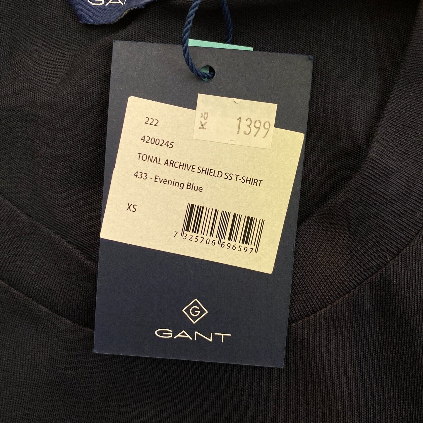 GANT Navy Blue Tonal Archive Shield Crew Neck T Shirt Size XS