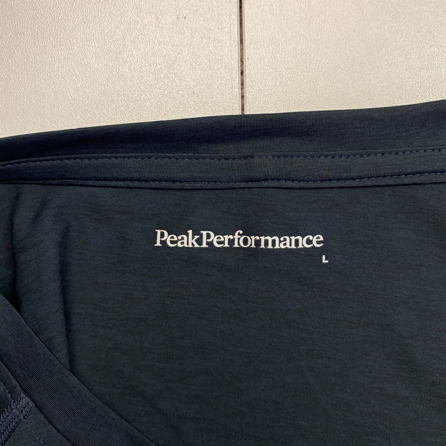 PEAK PERFORMANCE Men Navy Blue Fly Crew Neck Long Sleeves T Shirt Size L