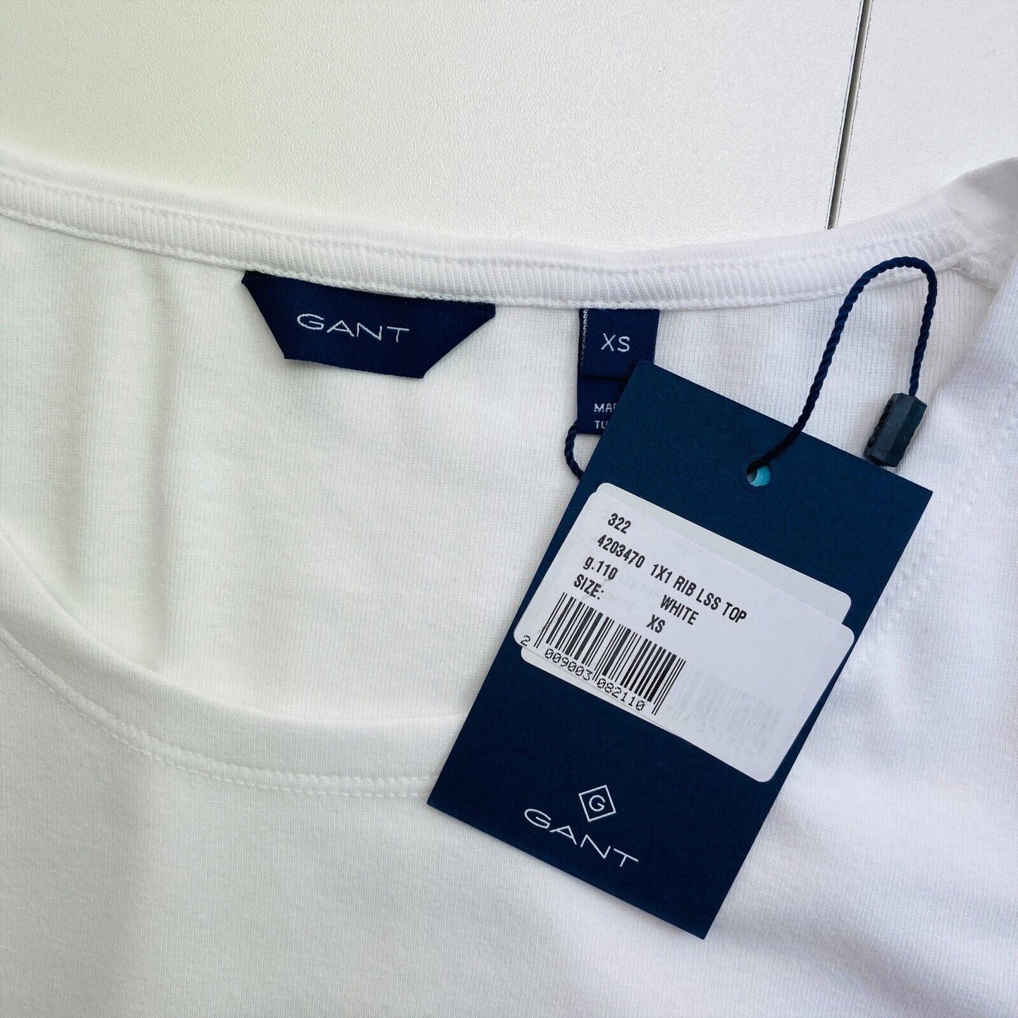 GANT T-Shirt mit Rundhalsausschnitt und 1x1-Ripp, weiß, Größe XS