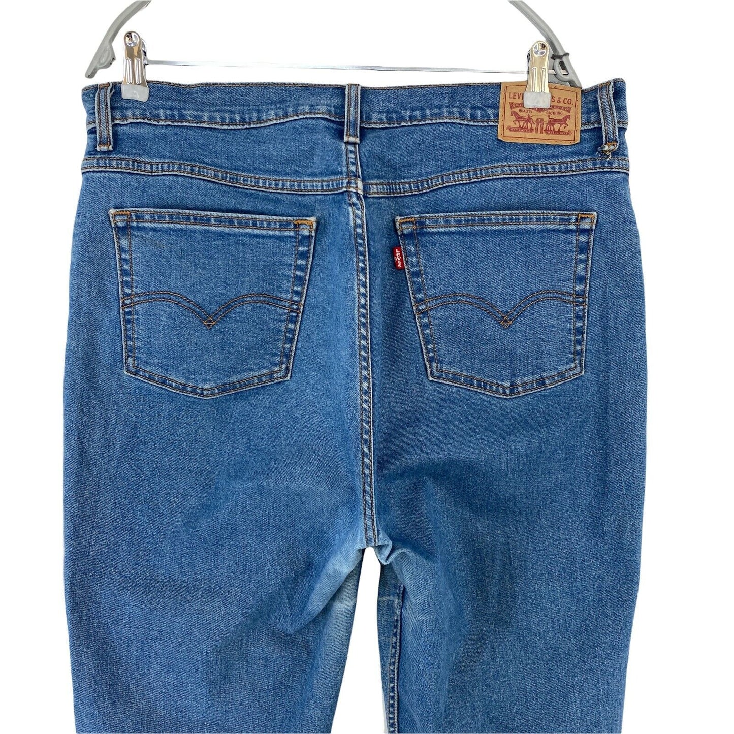 Levi's – jean Mom court décontracté bleu vieilli pour femme, coupe fuselée, W32