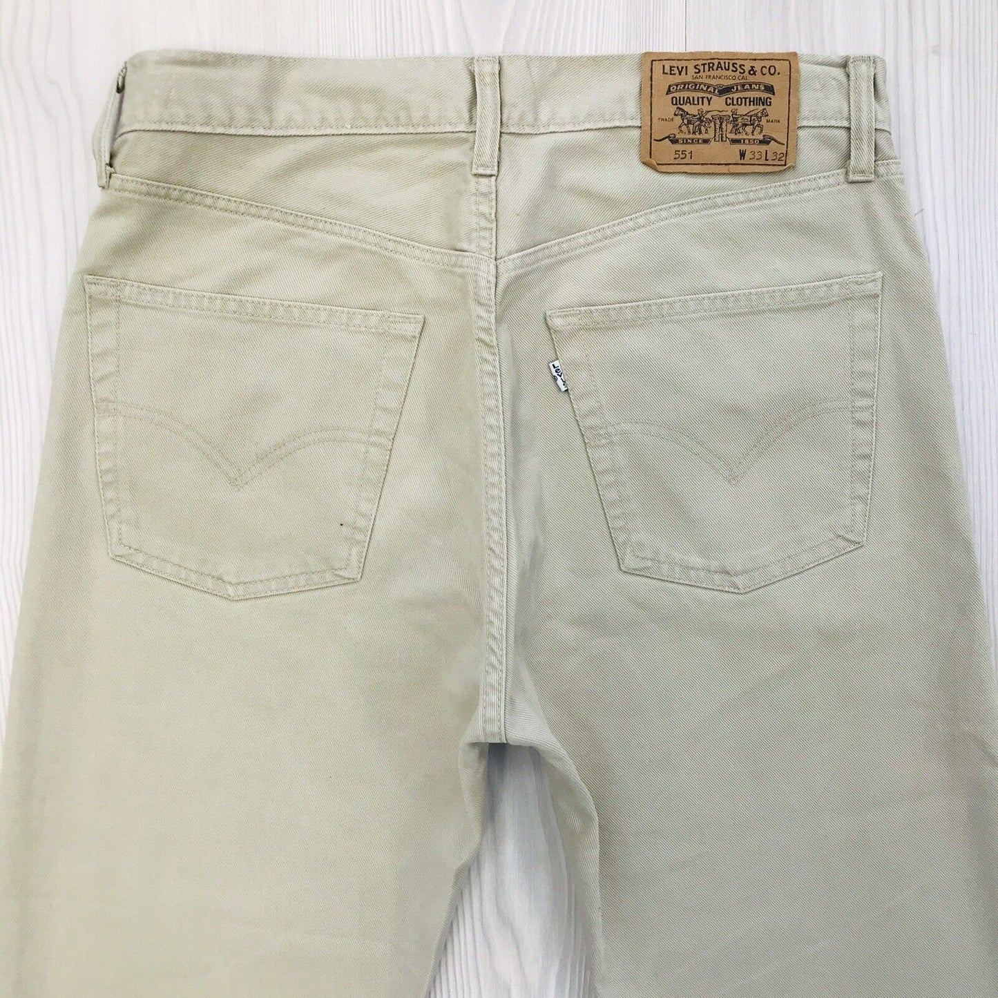 Vintage Levi's 551 Beige Regular Straight Fit Jeans Pants Trousers W33 L32