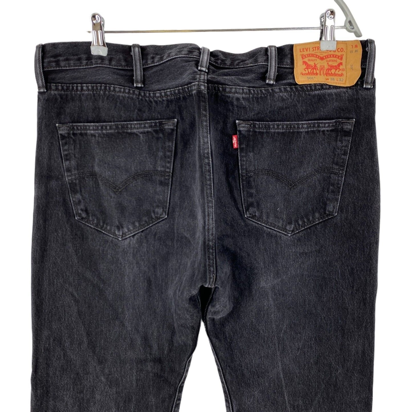 Levi's 501 Schwarze Original-Jeans in normaler gerader Passform, W38 L24