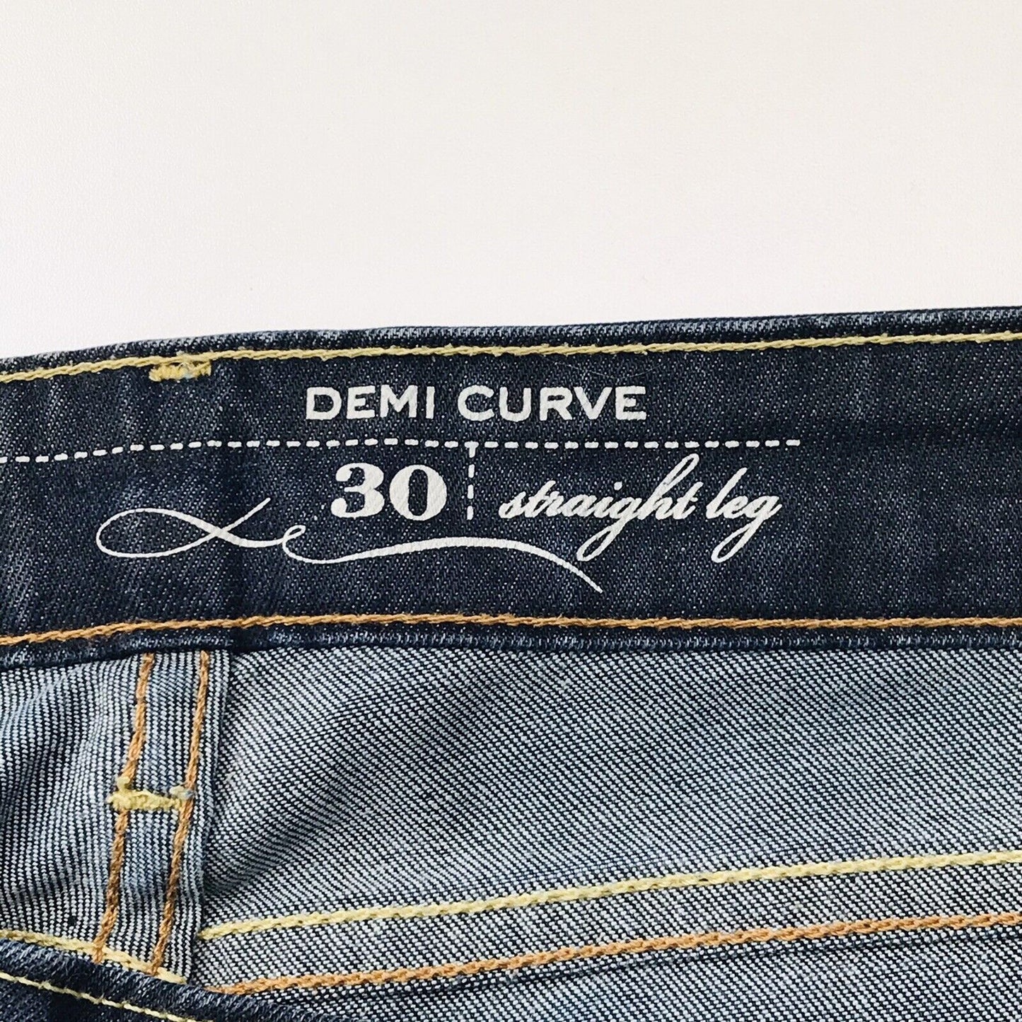 Vintage Levi's Demi Curve Women Dark Blue Stretch Straight Fit Jeans W30 L32