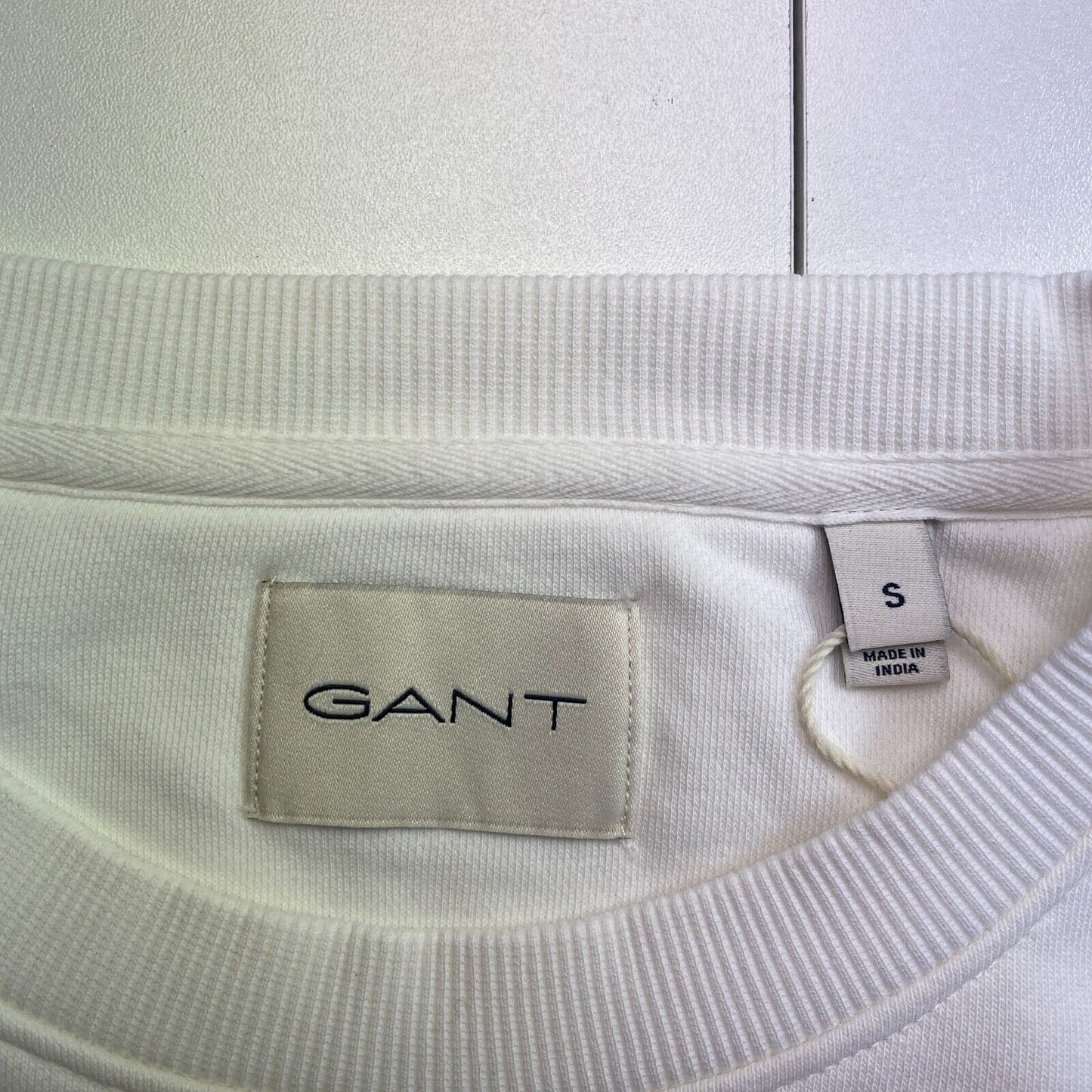 GANT Women White Relaxed Logo Crew Neck Sweater Pullover Size S