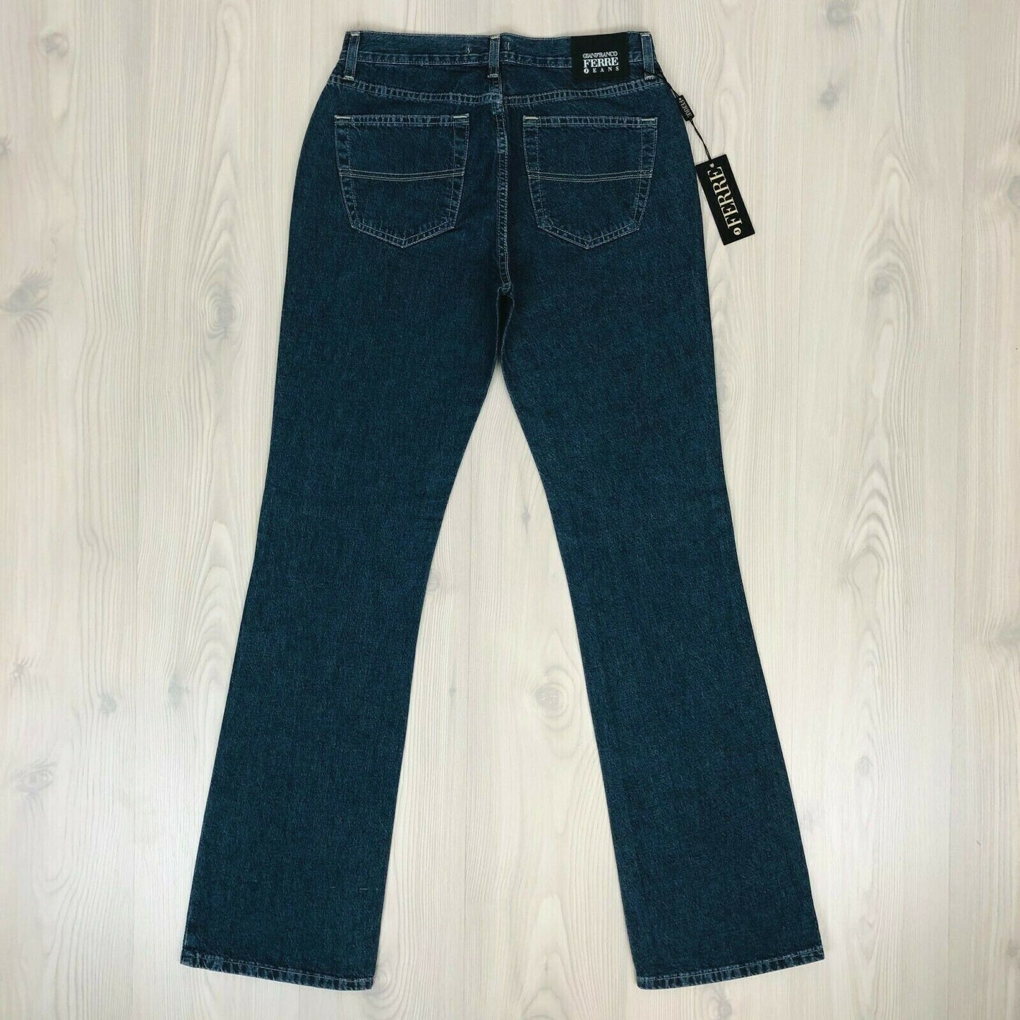 Gianfranco GF Ferre Damen Bootcut Flair Dunkelblaue Jeans Größe W28 / IT42 / UK10