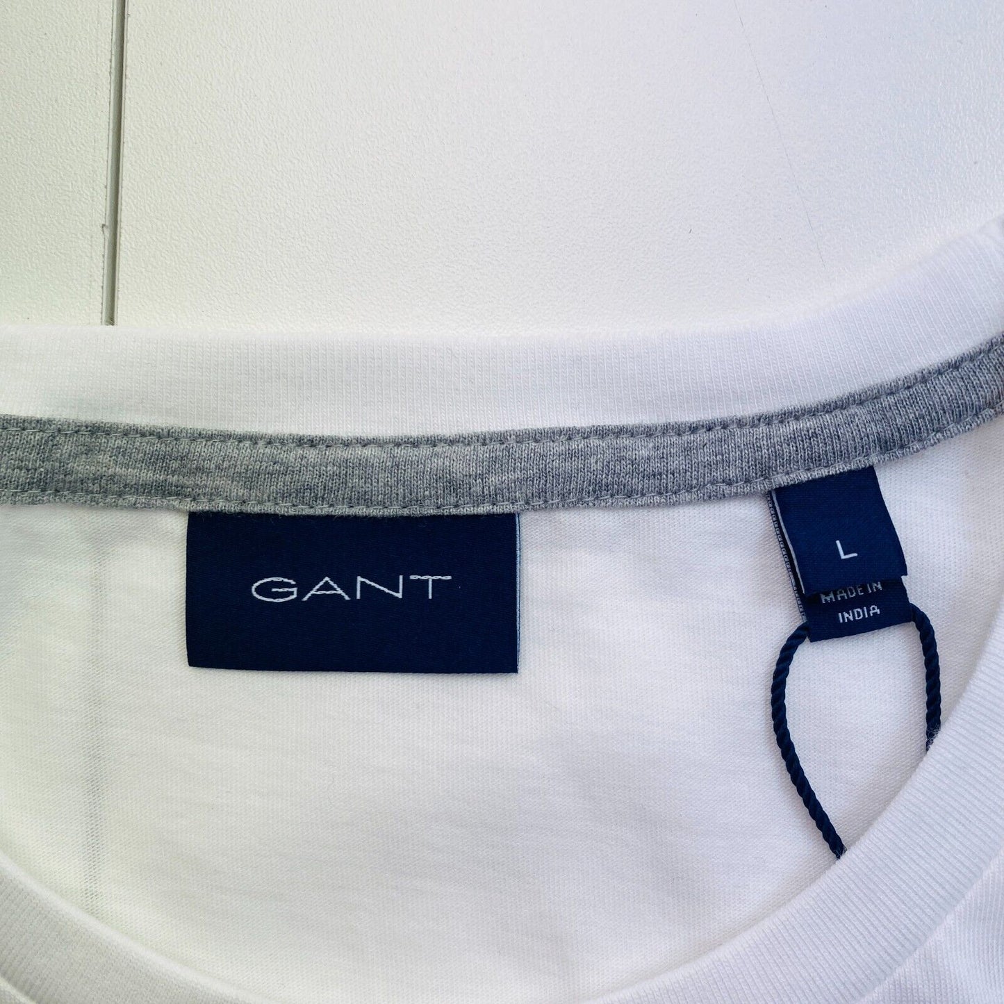 GANT Men White Archive Shield Crew Neck Short Sleeves T Shirt Size L