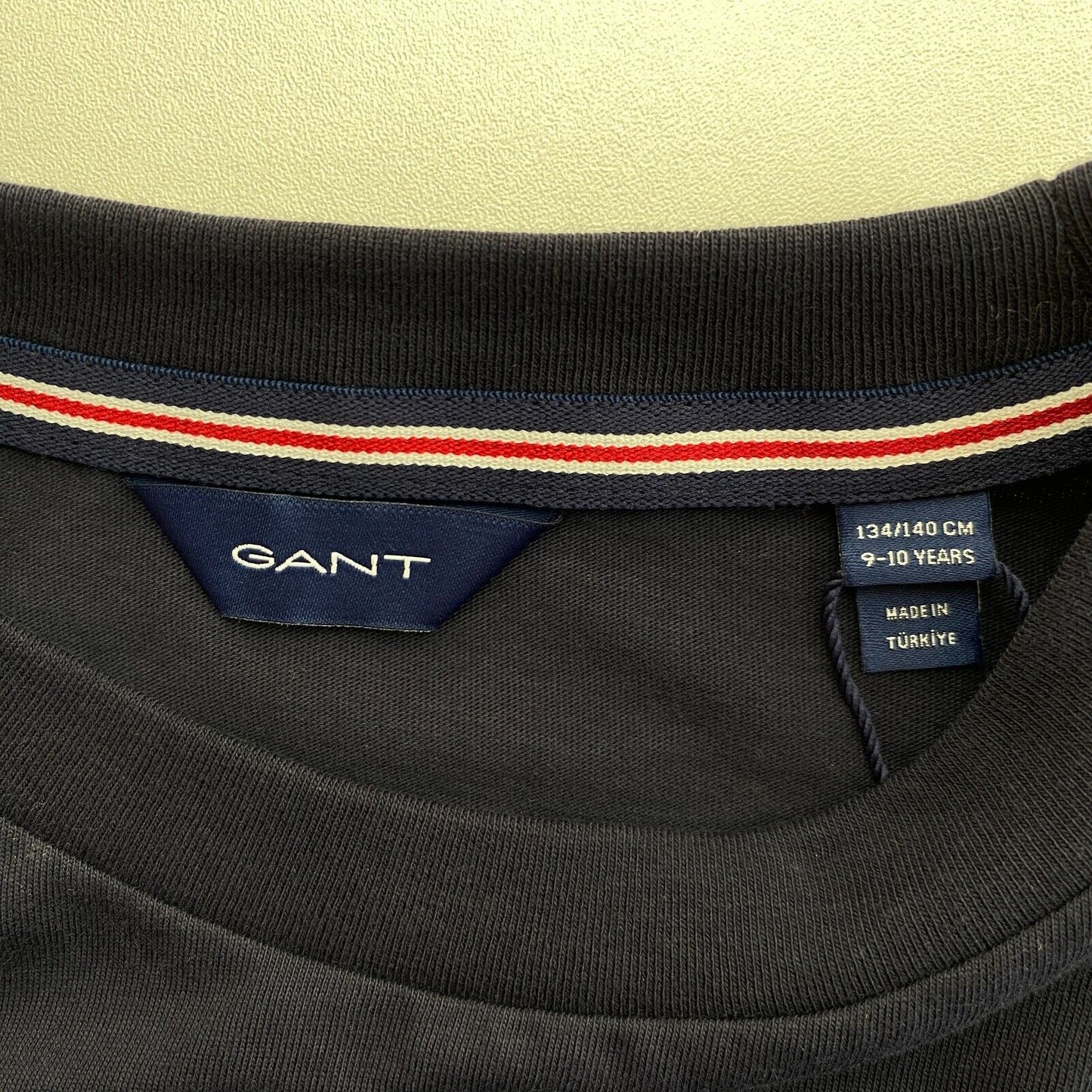 GANT Girls Navy Blue Banner Shield Crew Neck T Shirt Size 9-10 Years 134/140 cm