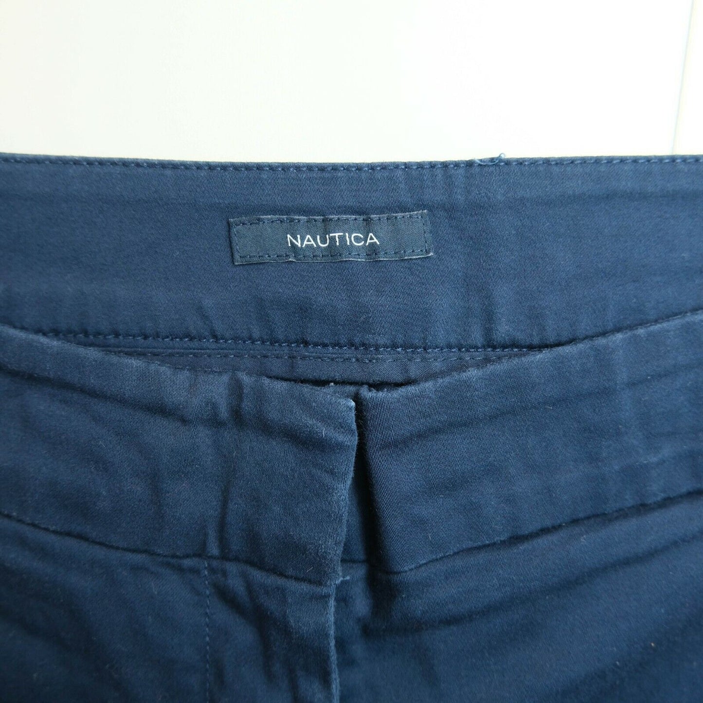 NAUTICA Marineblaue Chinohose, Größe 4/S, 6/S