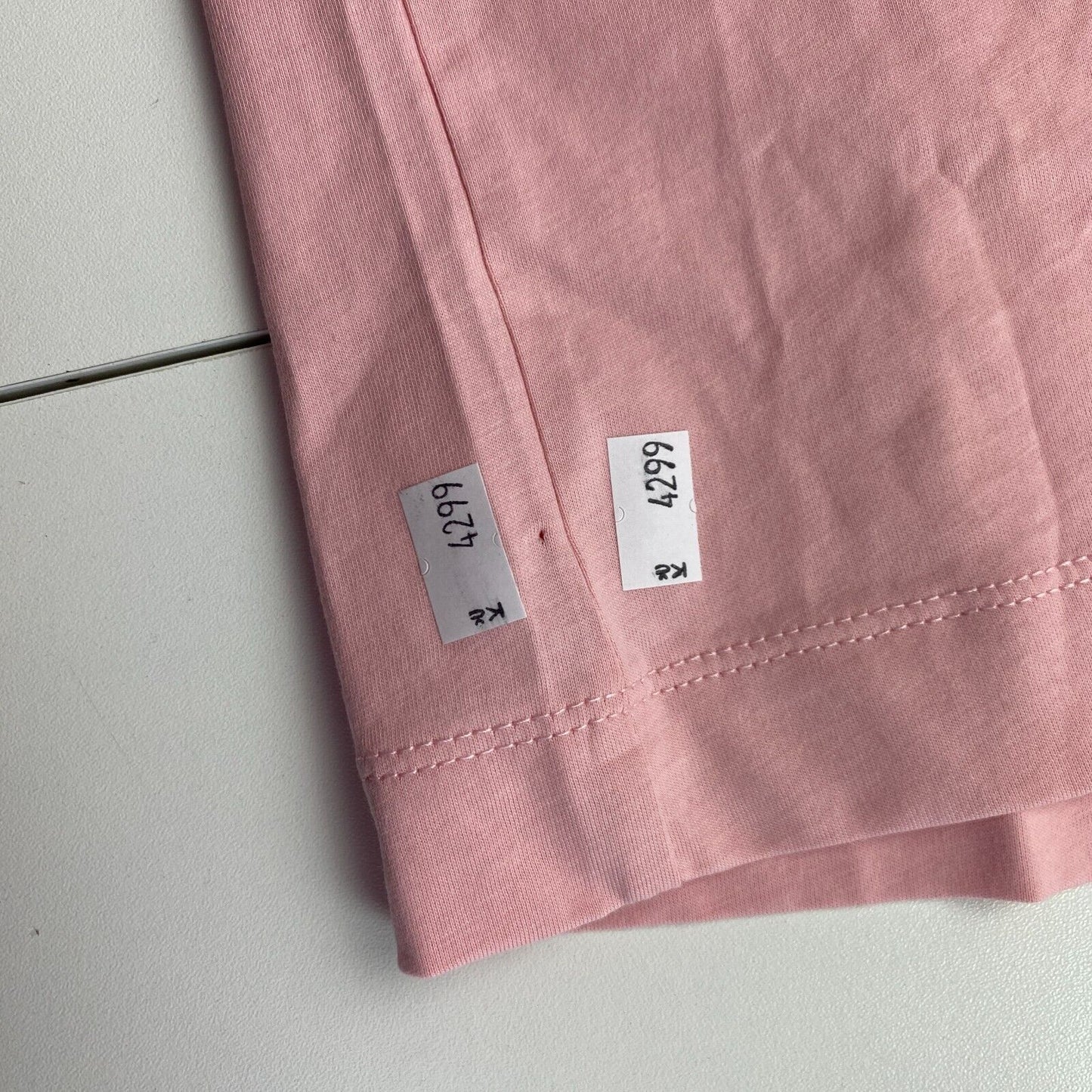 GANT Pink Original T-Shirt mit V-Ausschnitt, Größe XS