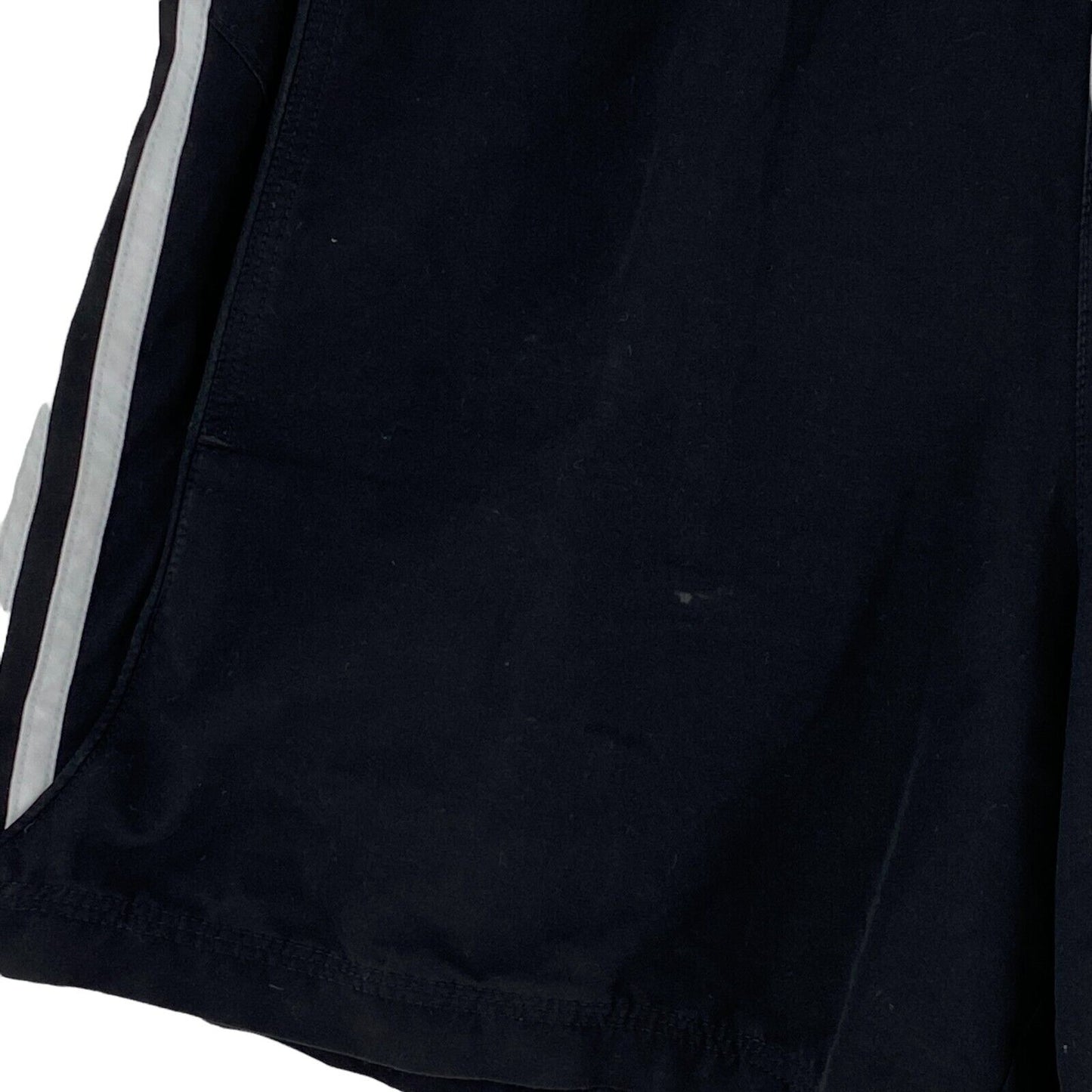 adidas Performance Essentials Schwarze Activewear-Shorts, Größe M W31