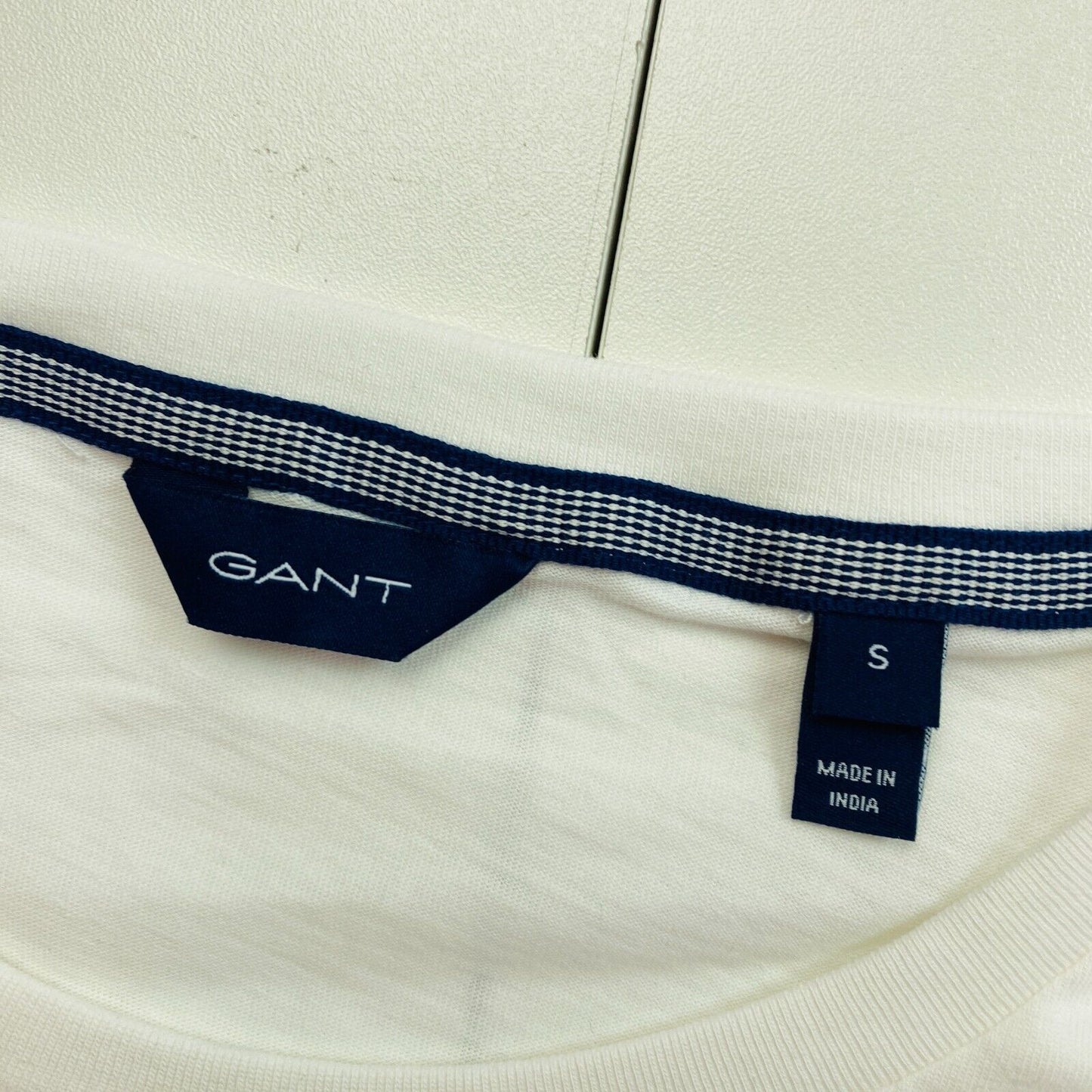 GANT Weißes Lock Up Langarm-T-Shirt mit Rundhalsausschnitt, Größe S