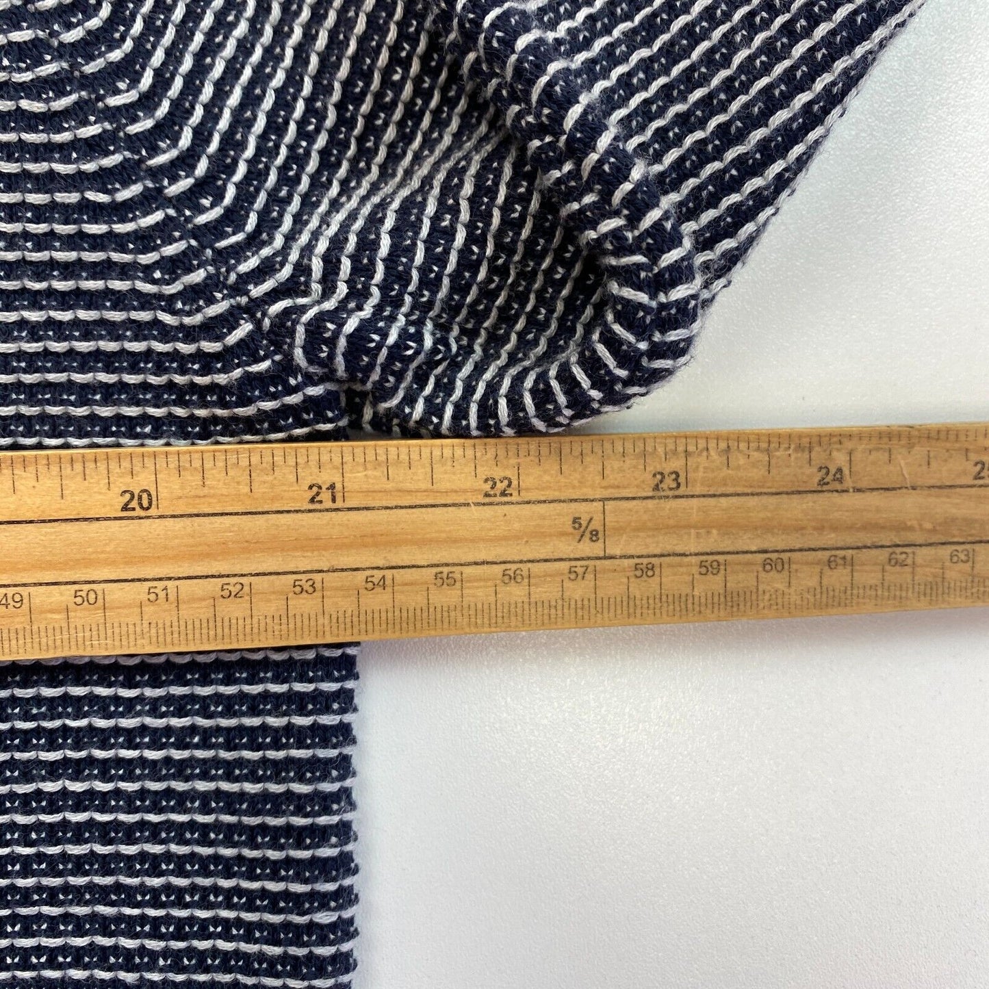 GANT Pullover mit Rundhalsausschnitt und leichter Textur, Marineblau, Größe M