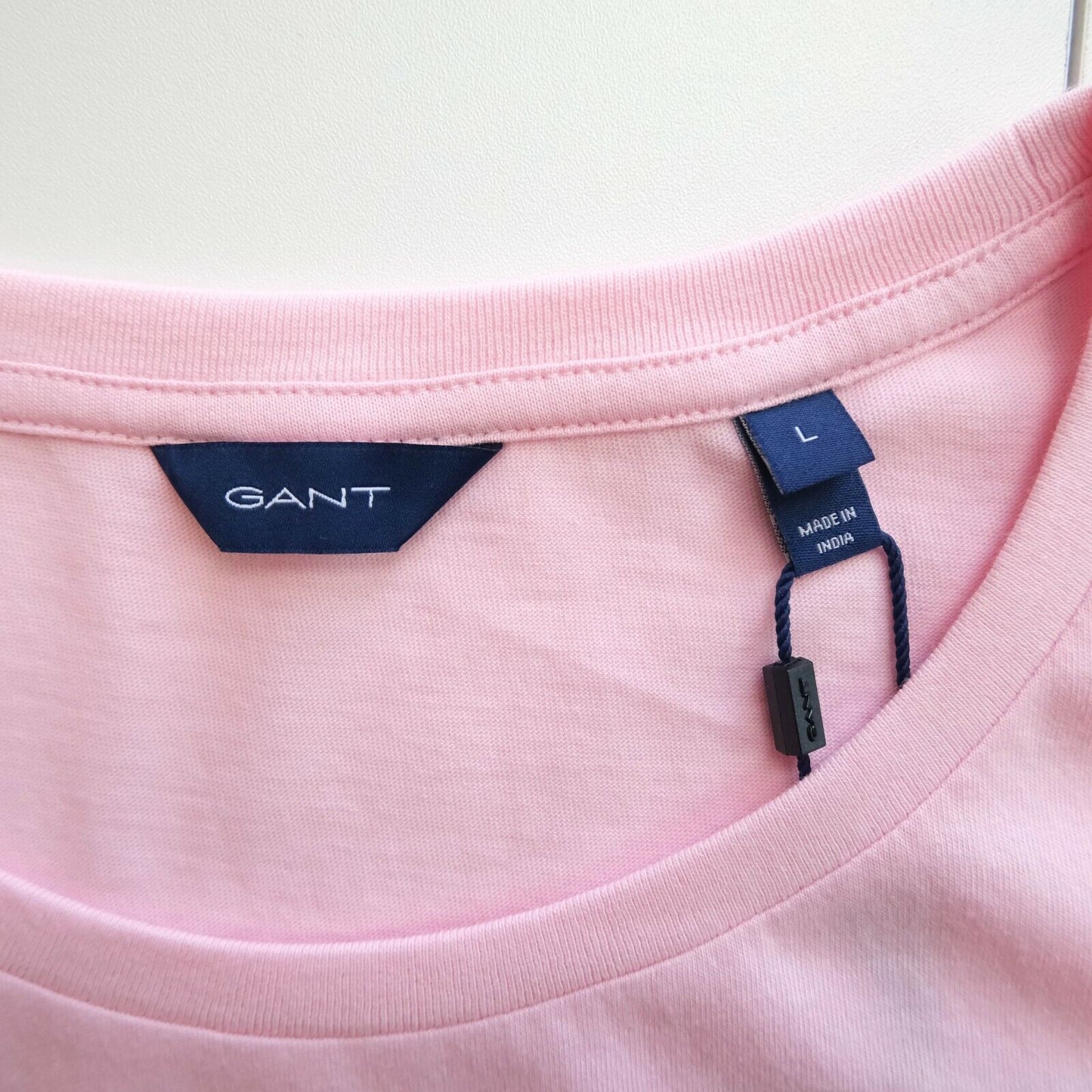 GANT Pink Arch Logo Crew Neck T Shirt Size L