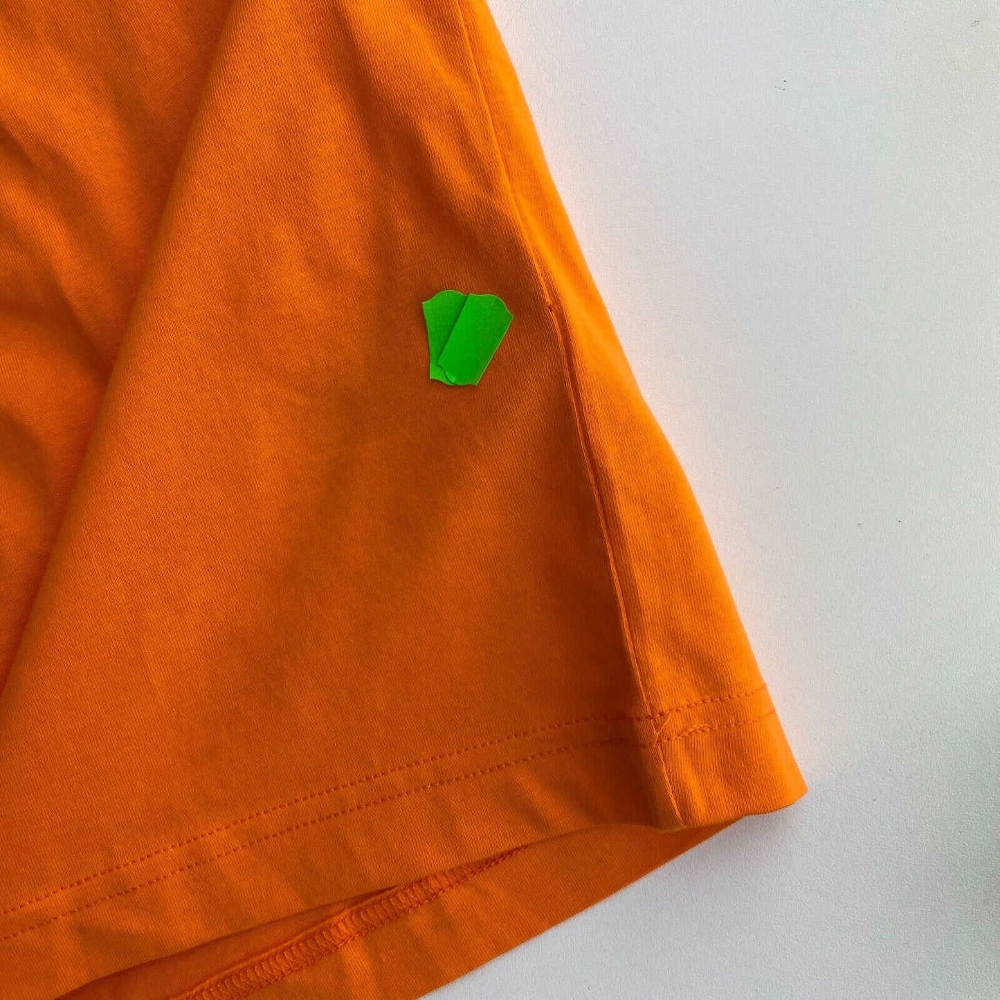 GANT T-Shirt mit Rundhalsausschnitt und kontrastierendem Logo, Orange, Größe XL