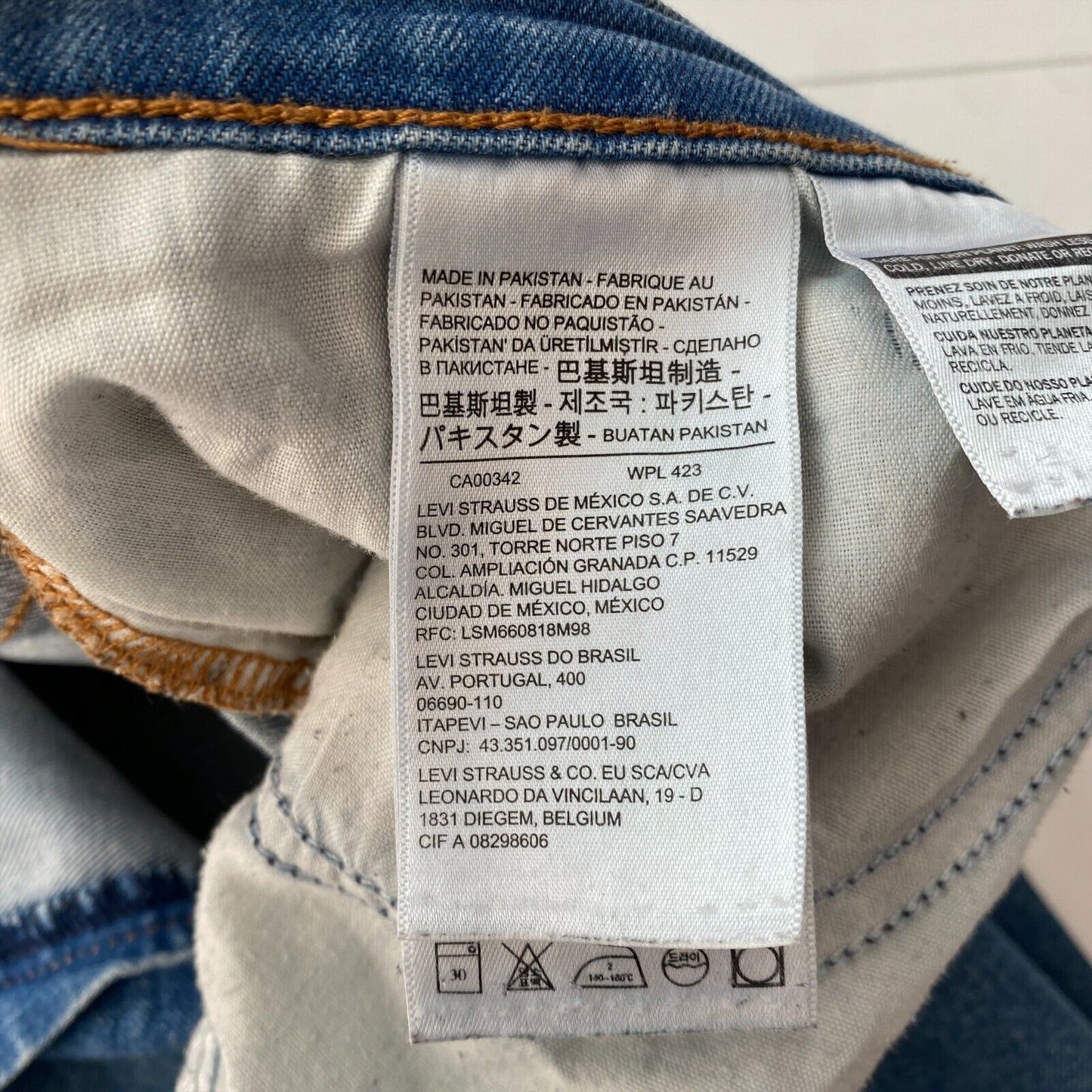 Levi's – jean Mom court décontracté bleu vieilli pour femme, coupe fuselée, W32