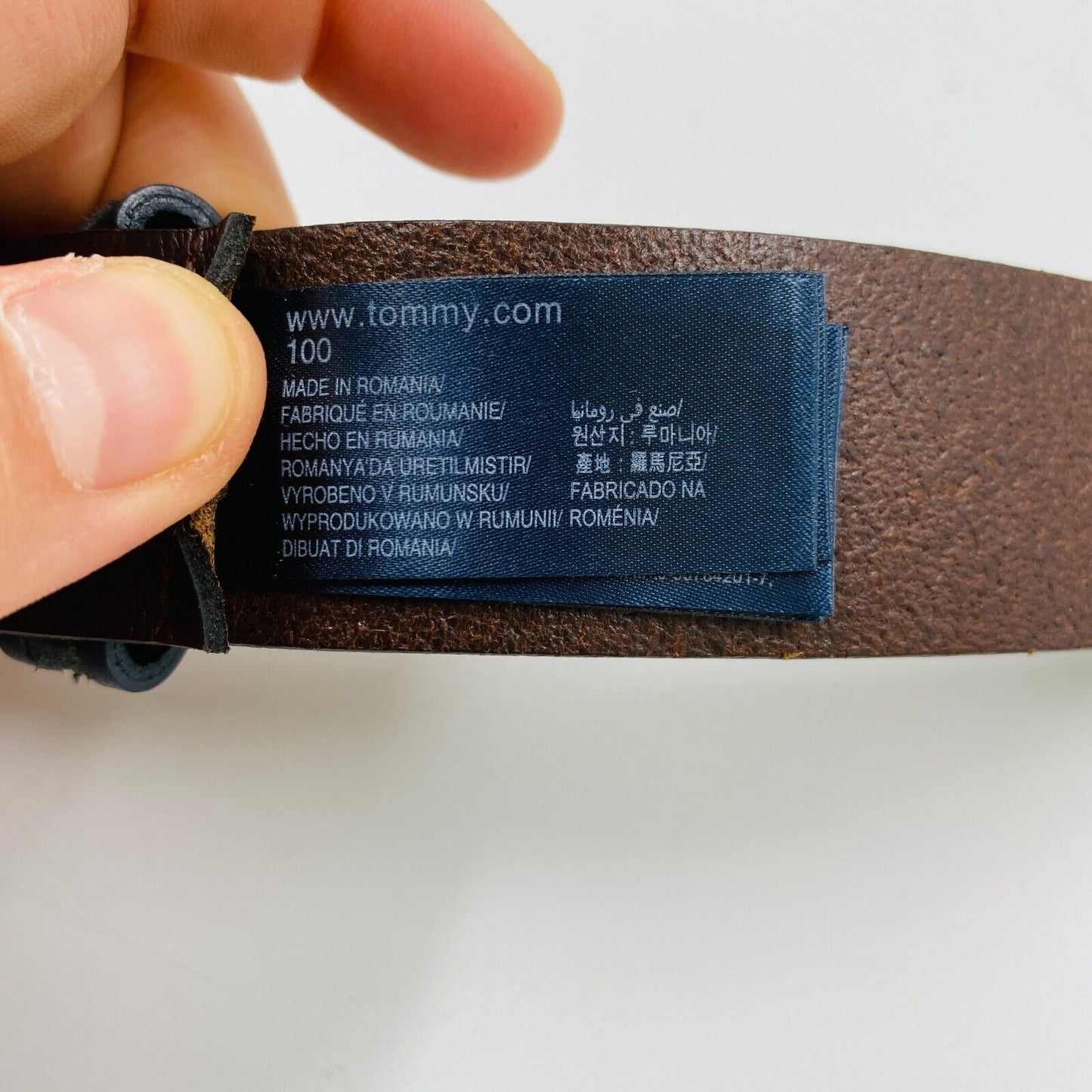 Tommy Jeans Mens Dark Brown Classic Leather Belt Size 100 cm. 40 In.