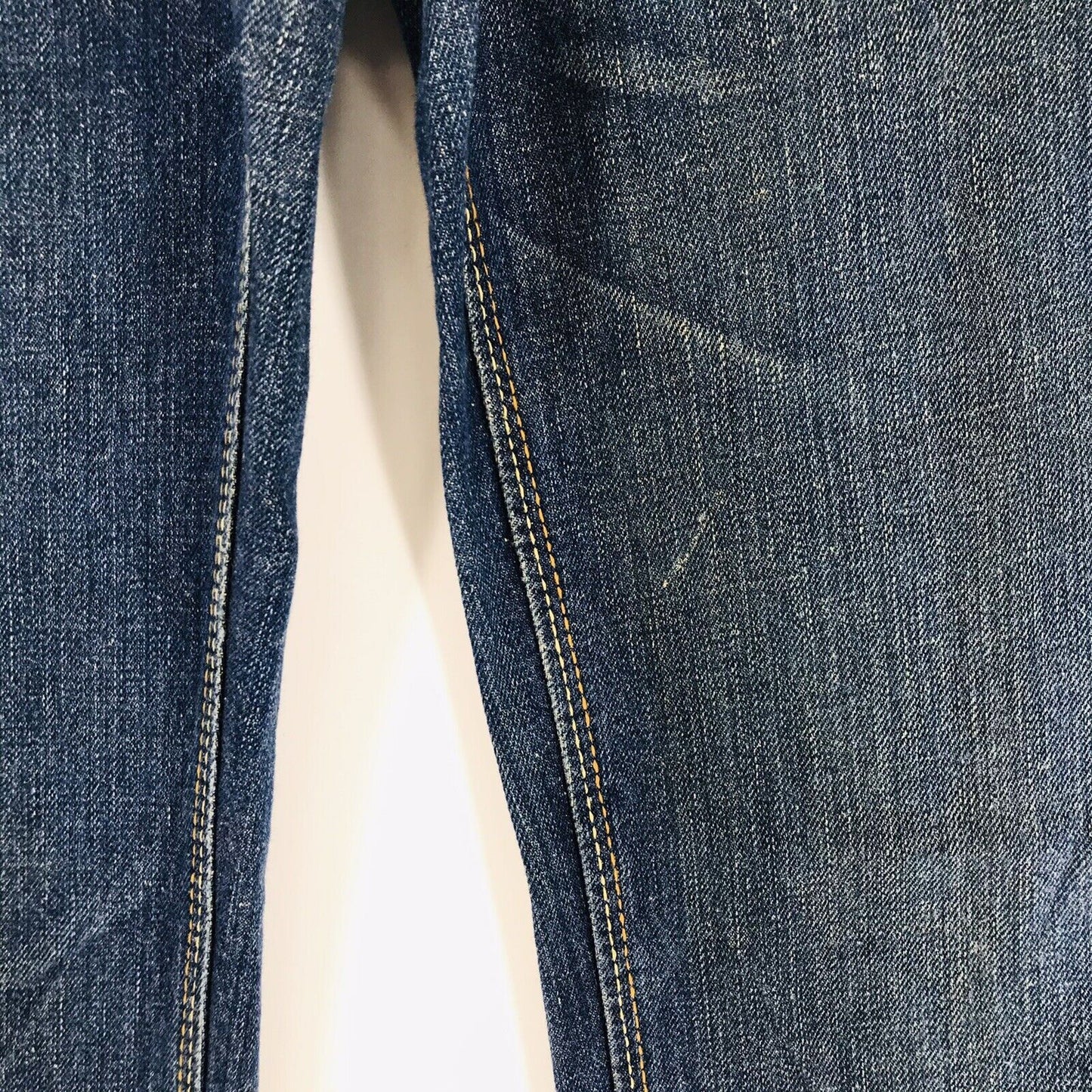 Vintage Levi's Eco 570 Damen Dunkelblau Regular Straight Fit Jeans W27 L32