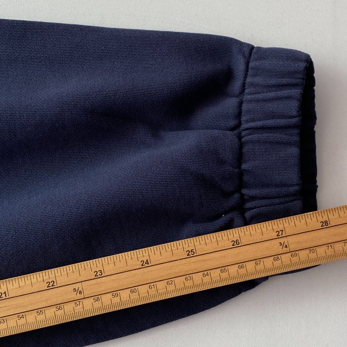 GANT Pantalon de survêtement coupe régulière bleu foncé à revers Taille S