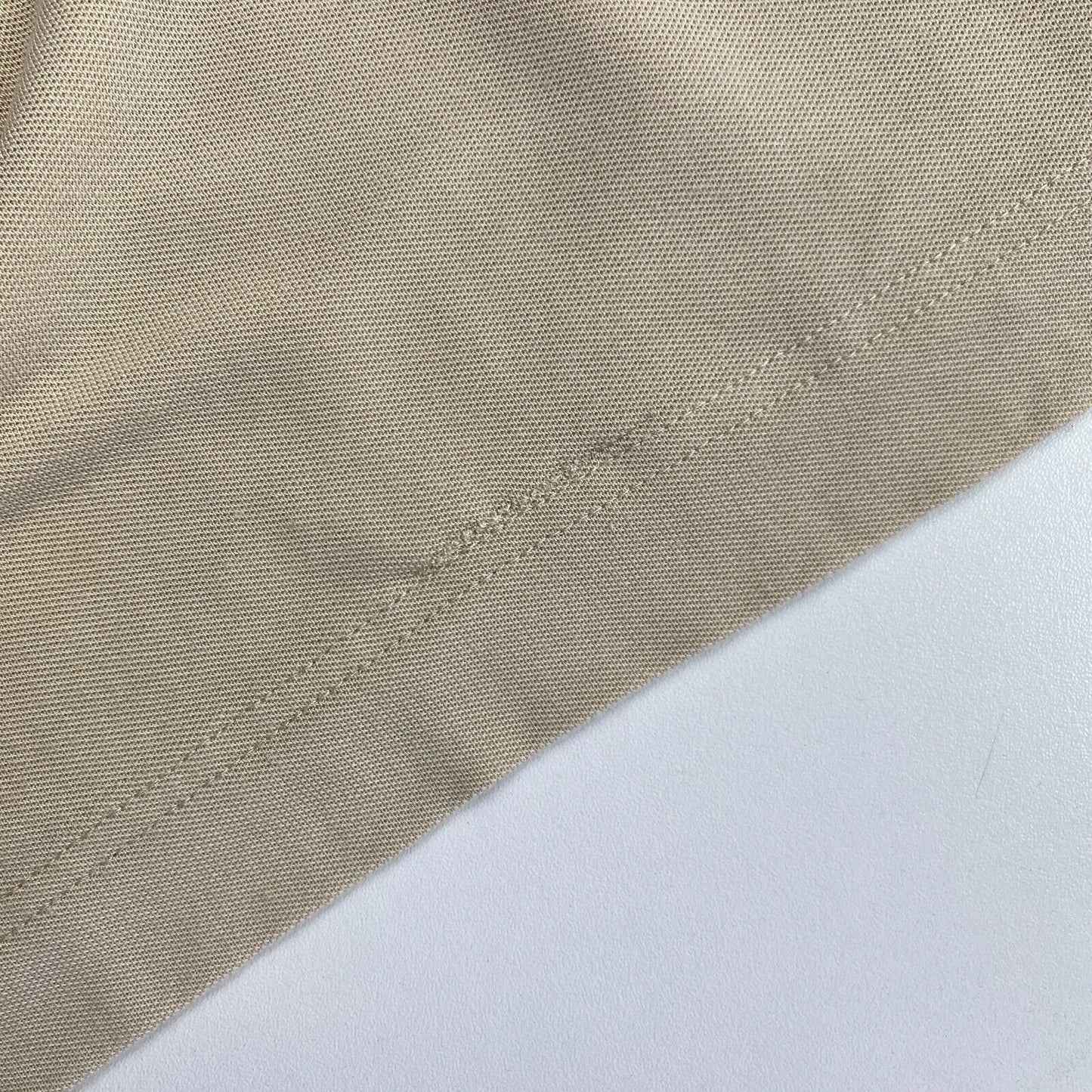 GANT Braunes Piqué-Poloshirt mit Kragen und Detail, Größe L