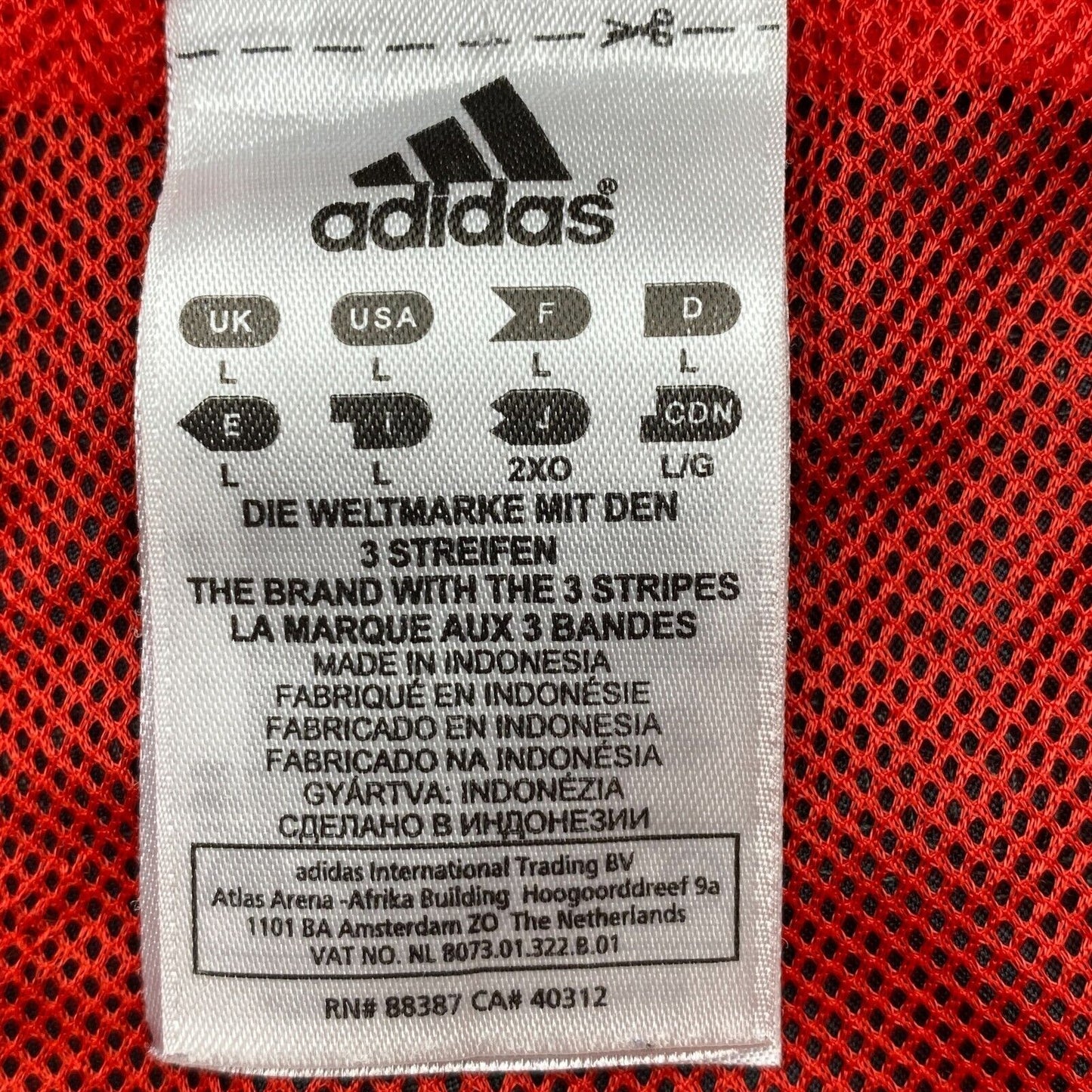 adidas Activewear-Shorts, Dunkelgrau, Größe L W40