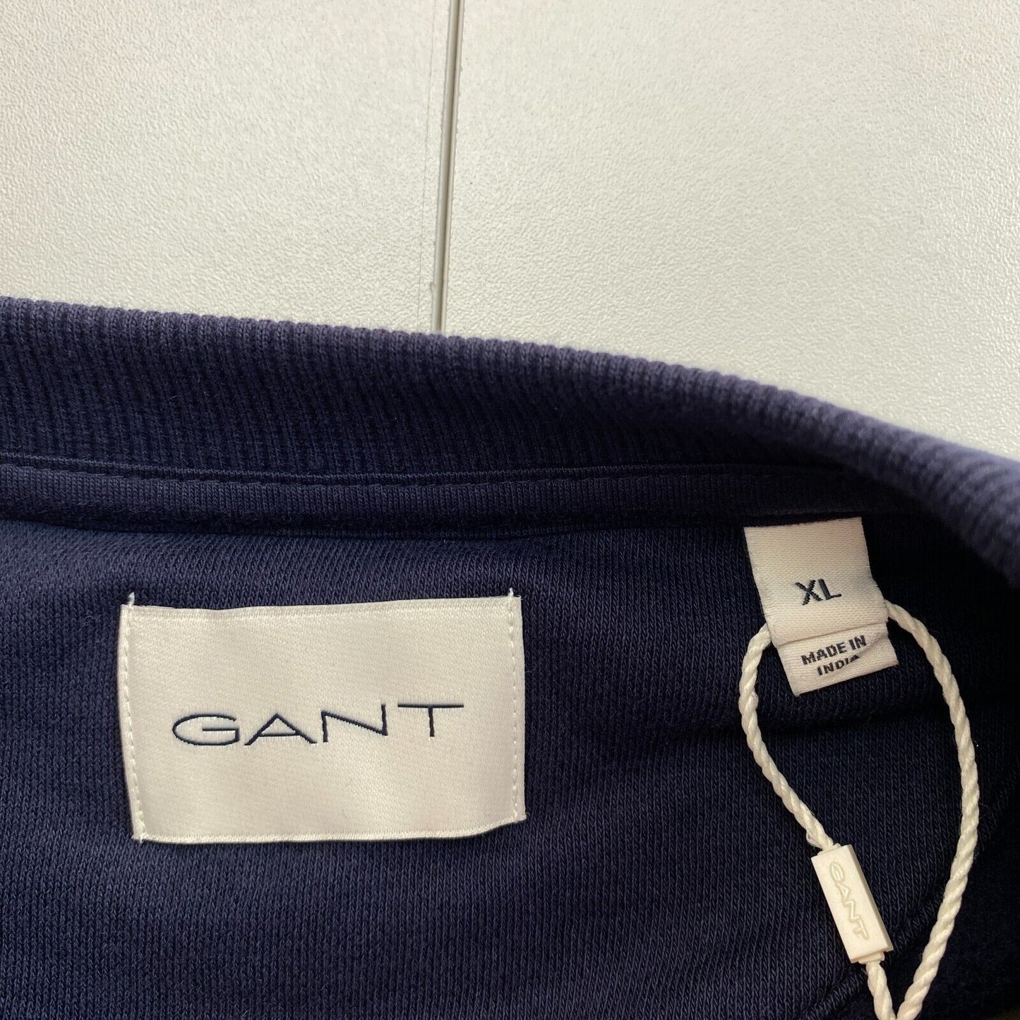 GANT Navy Blue Embossed Logo Crew Neck Sweater Pullover Jumper Size XL