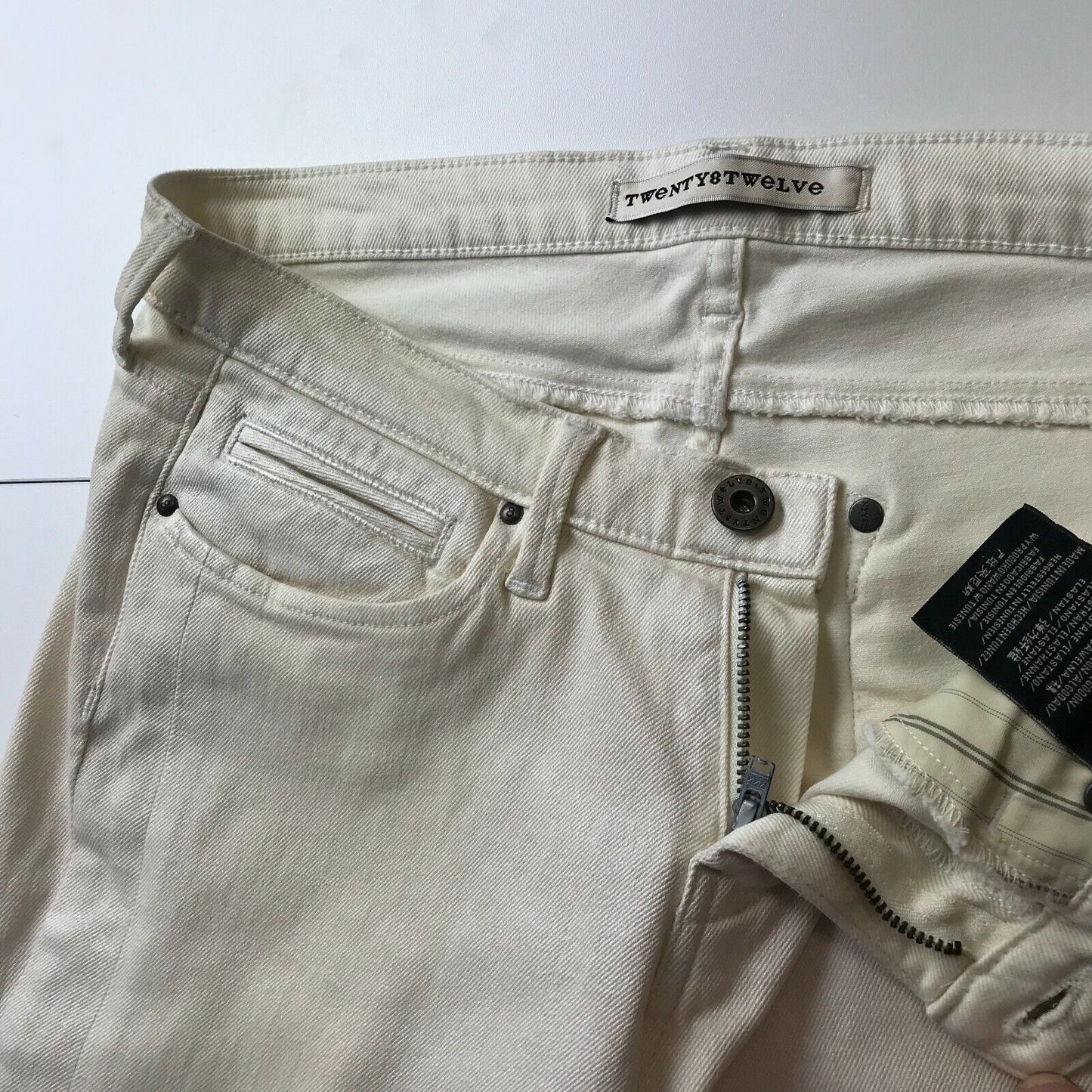 TWENTY8TWELVE Women Cream White Regular Straight Fit Jeans Size W29 L30