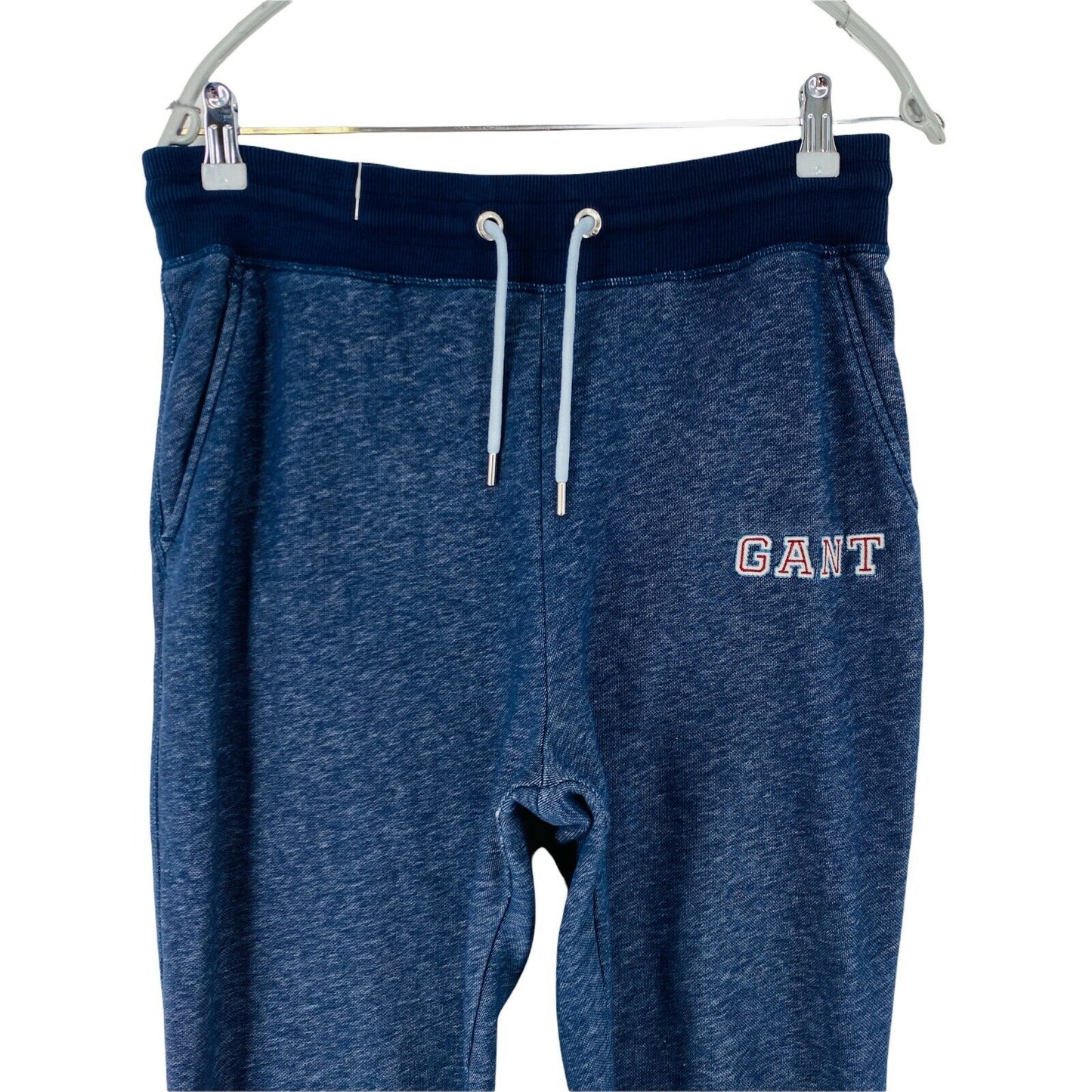 GANT Damen Dunkelblaue Jogginghose mit normaler Passform, Größe M W30