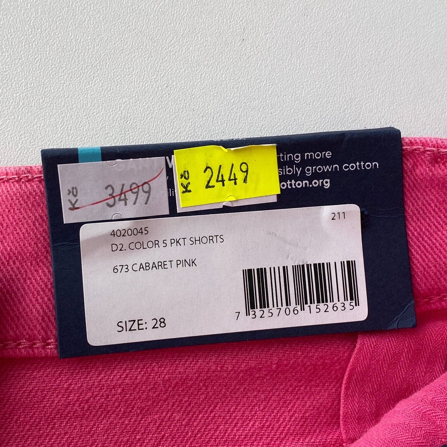 GANT Damen Jeansshorts in normaler Passform, Rosa, Größe W28