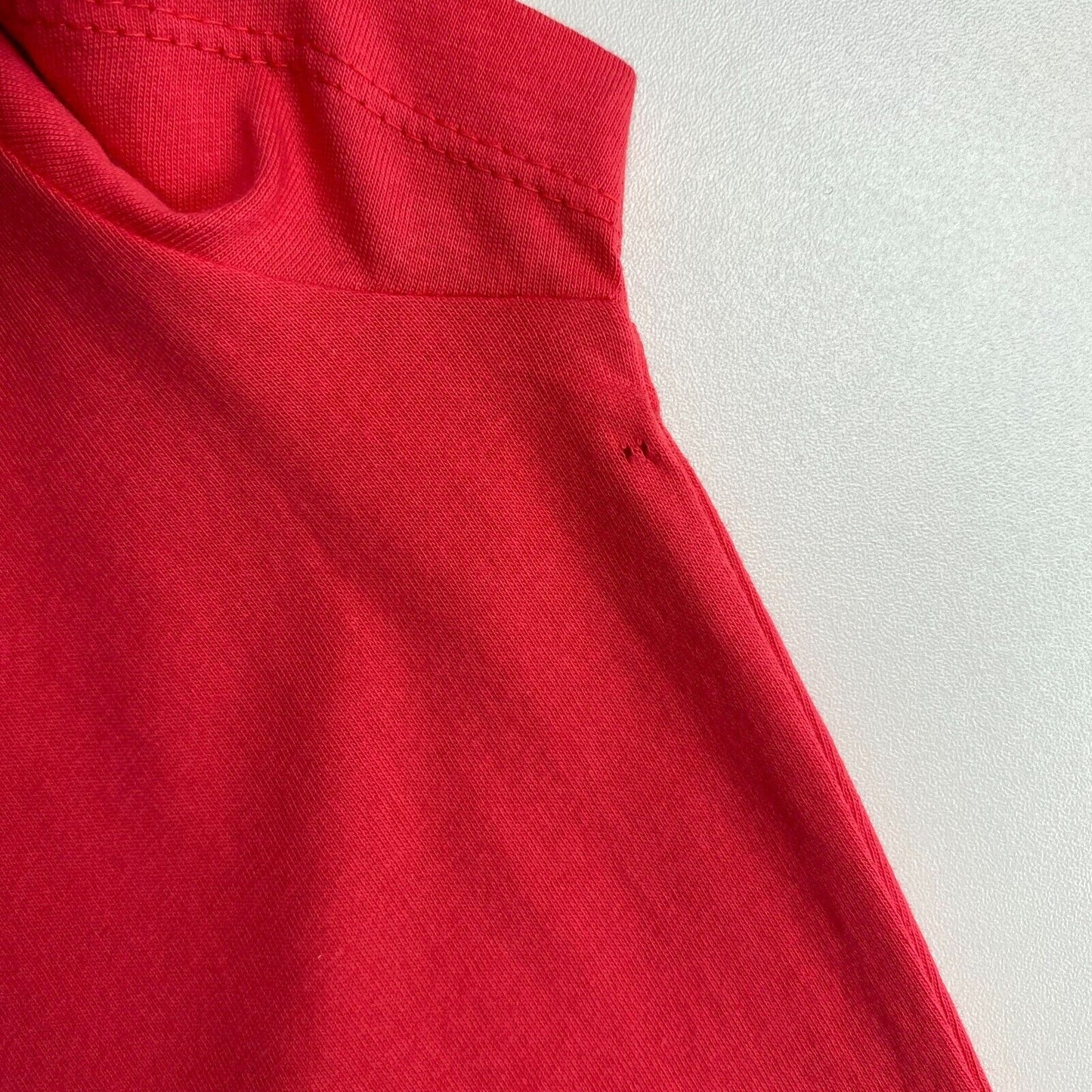 GANT Red Arch Logo Cap Sleeve Crew Neck T-shirt Taille M