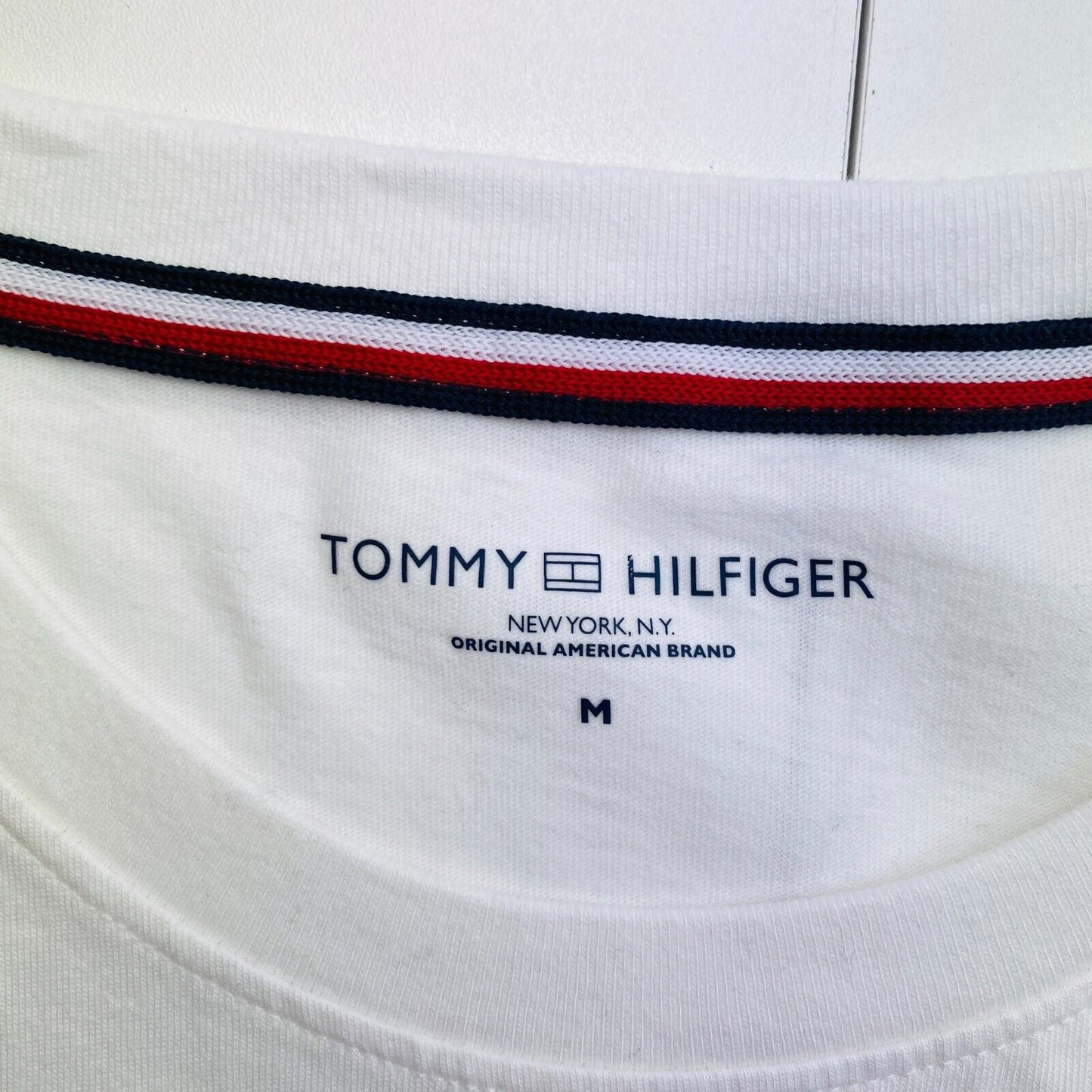 TOMMY HILFIGER Men White Print Short Sleeve Crew Neck T-Shirt Size M